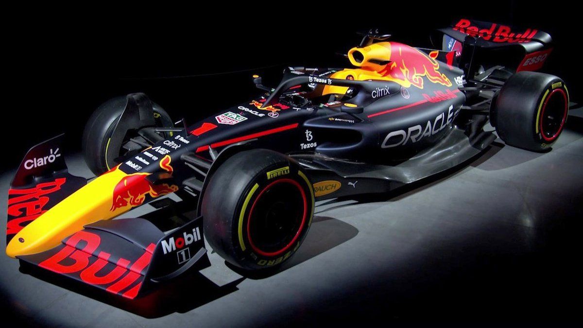1200x675 Red Bull launch event car 'not the real RB19', Horner confirms