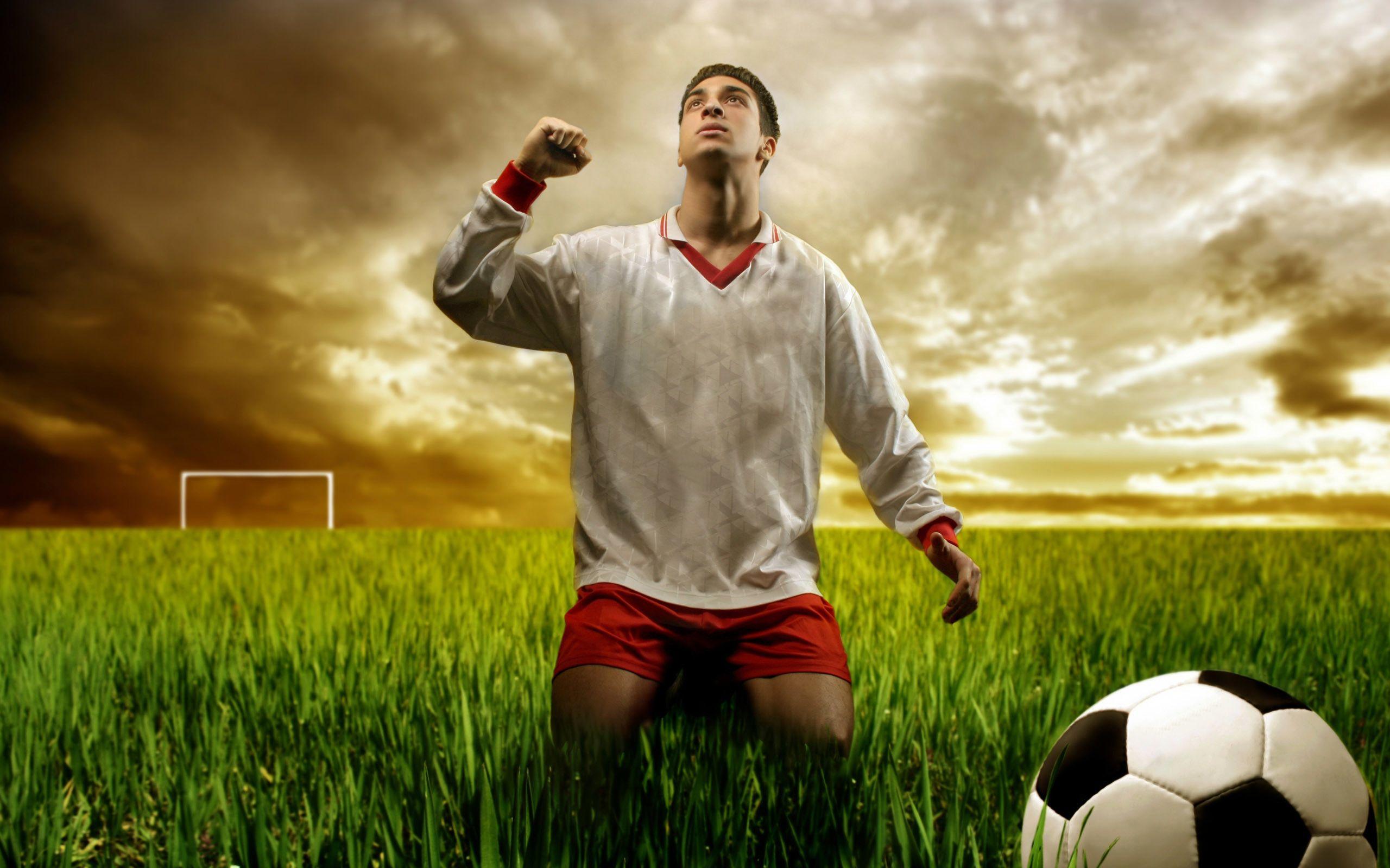 2560x1600 Cool Soccer Wallpaper