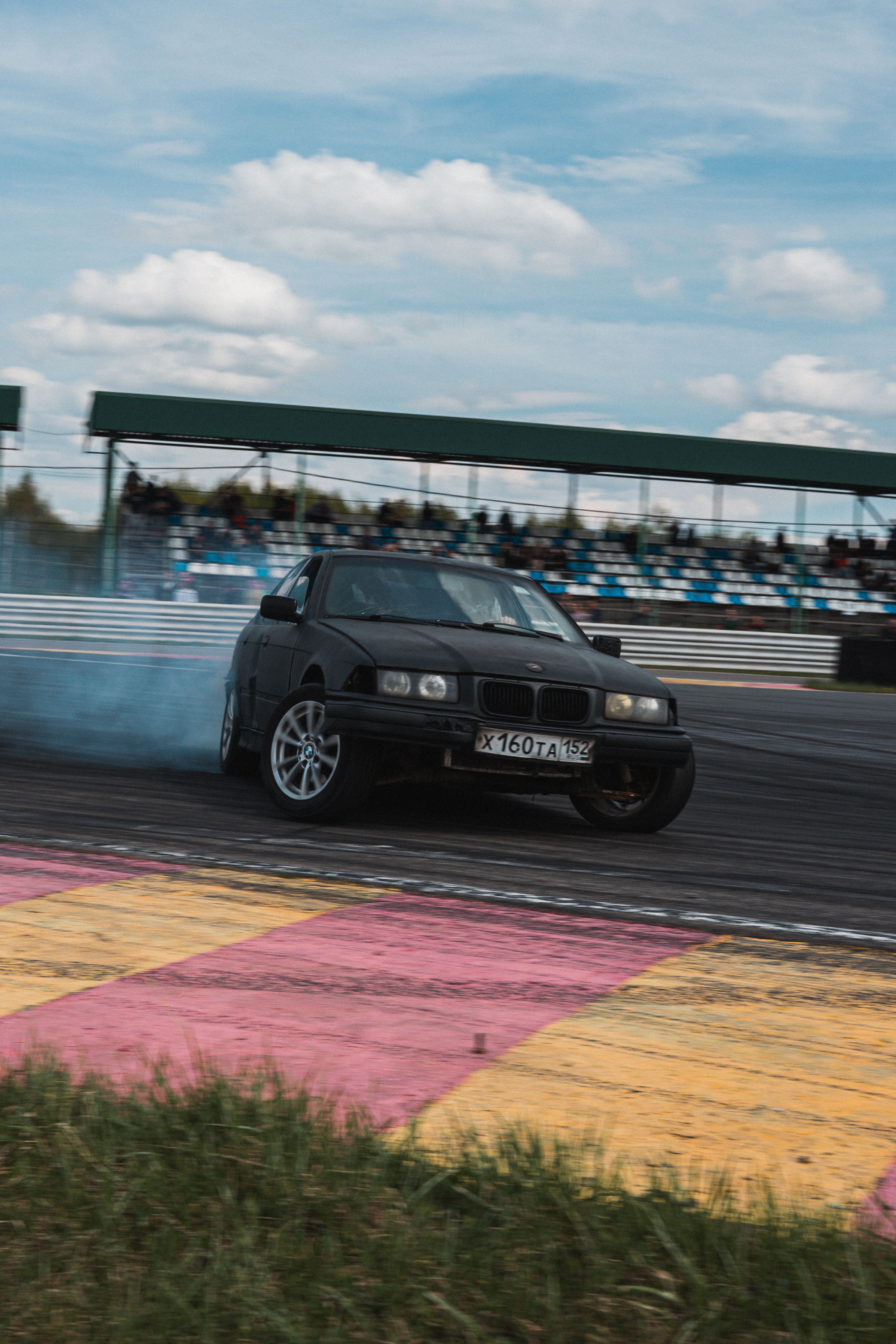 2664x3996 BMW E36 at a Drift Event · Free