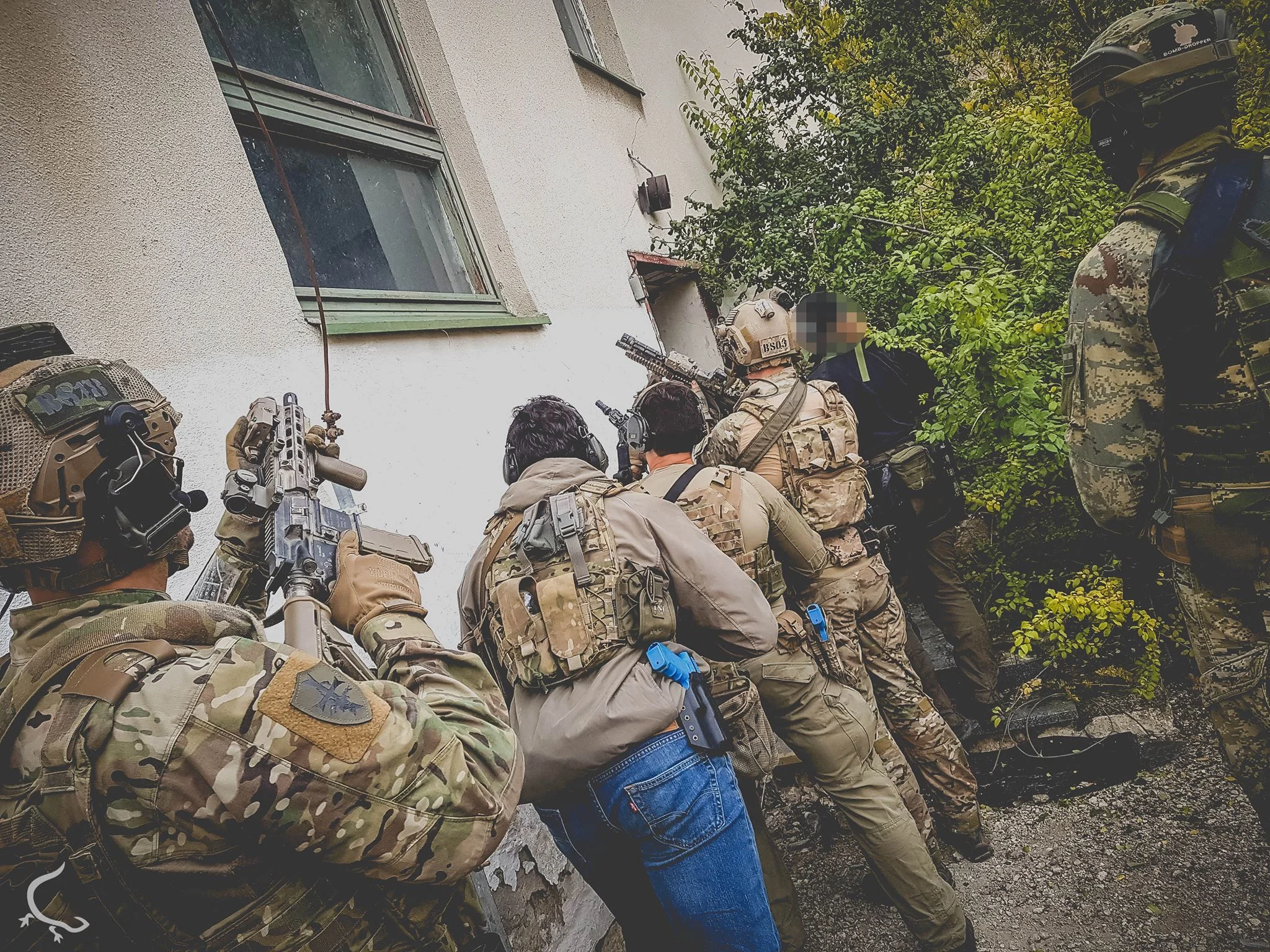 2048x1536 CQS 2018 LE & Military CQB project