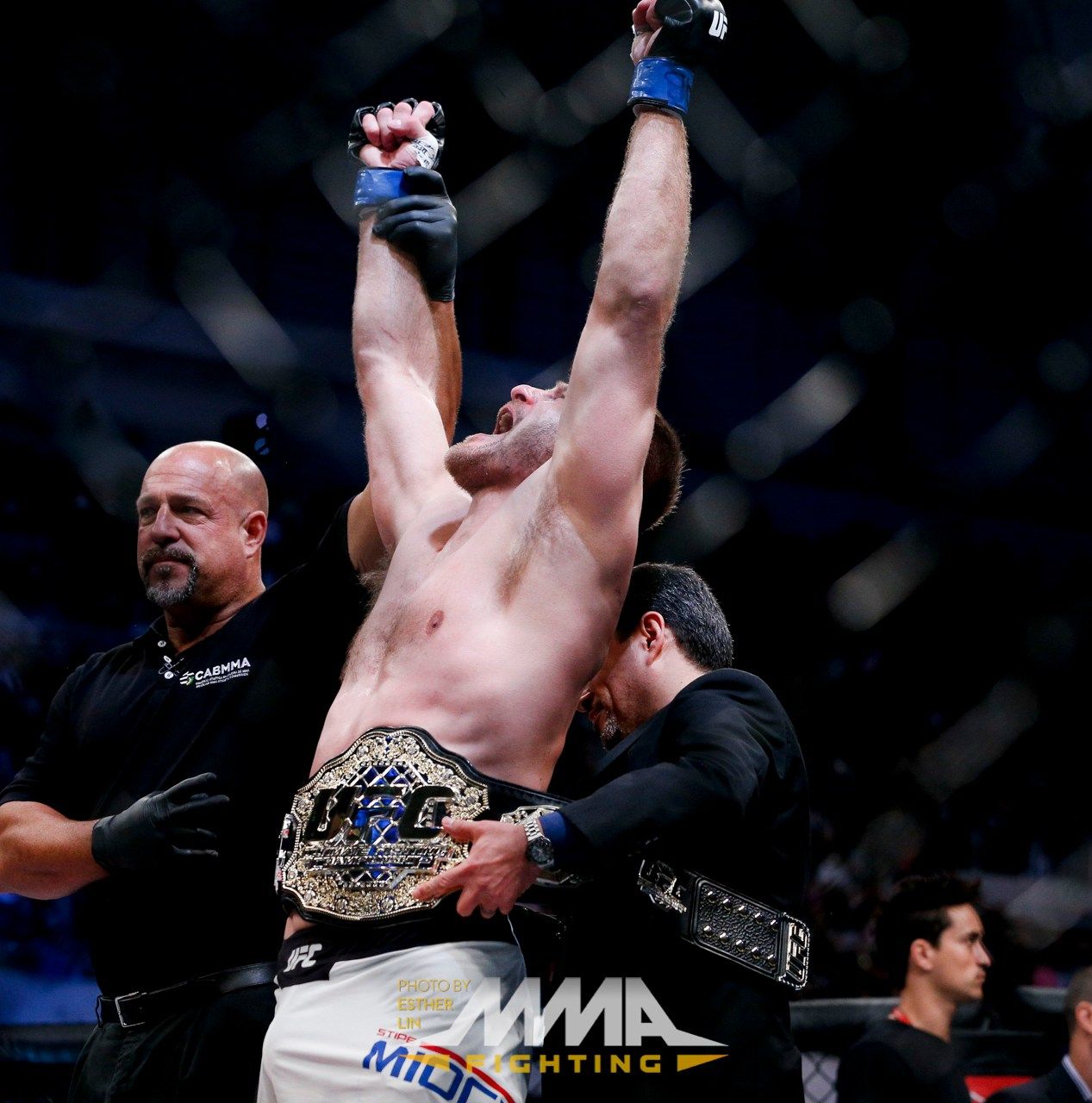 1267x1280 UFC 198 results: Stipe Miocic knocks out Fabricio Werdum, claims heavyweight title