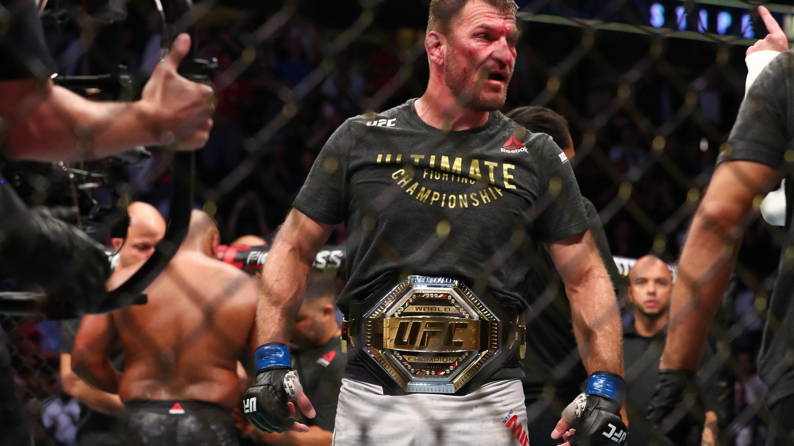2560x1440 UFC champ Stipe Miocic welcomes octagon's return, has concerns