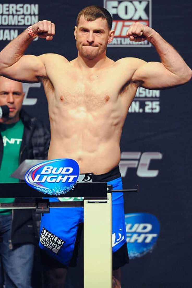 736x1104 Stipe Miocic