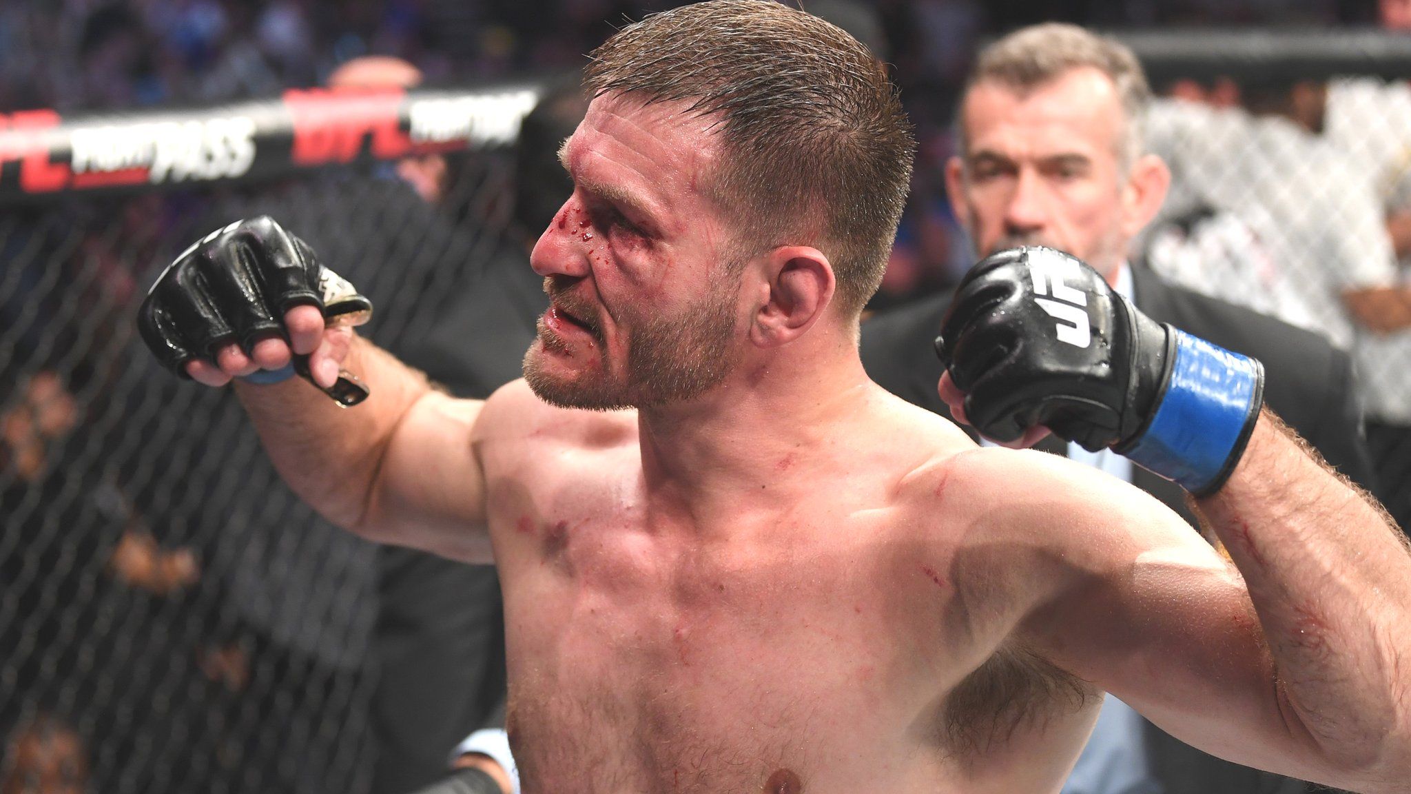 2048x1152 UFC 241: Stipe Miocic stuns Daniel Cormier to reclaim UFC heavyweight title in Anaheim