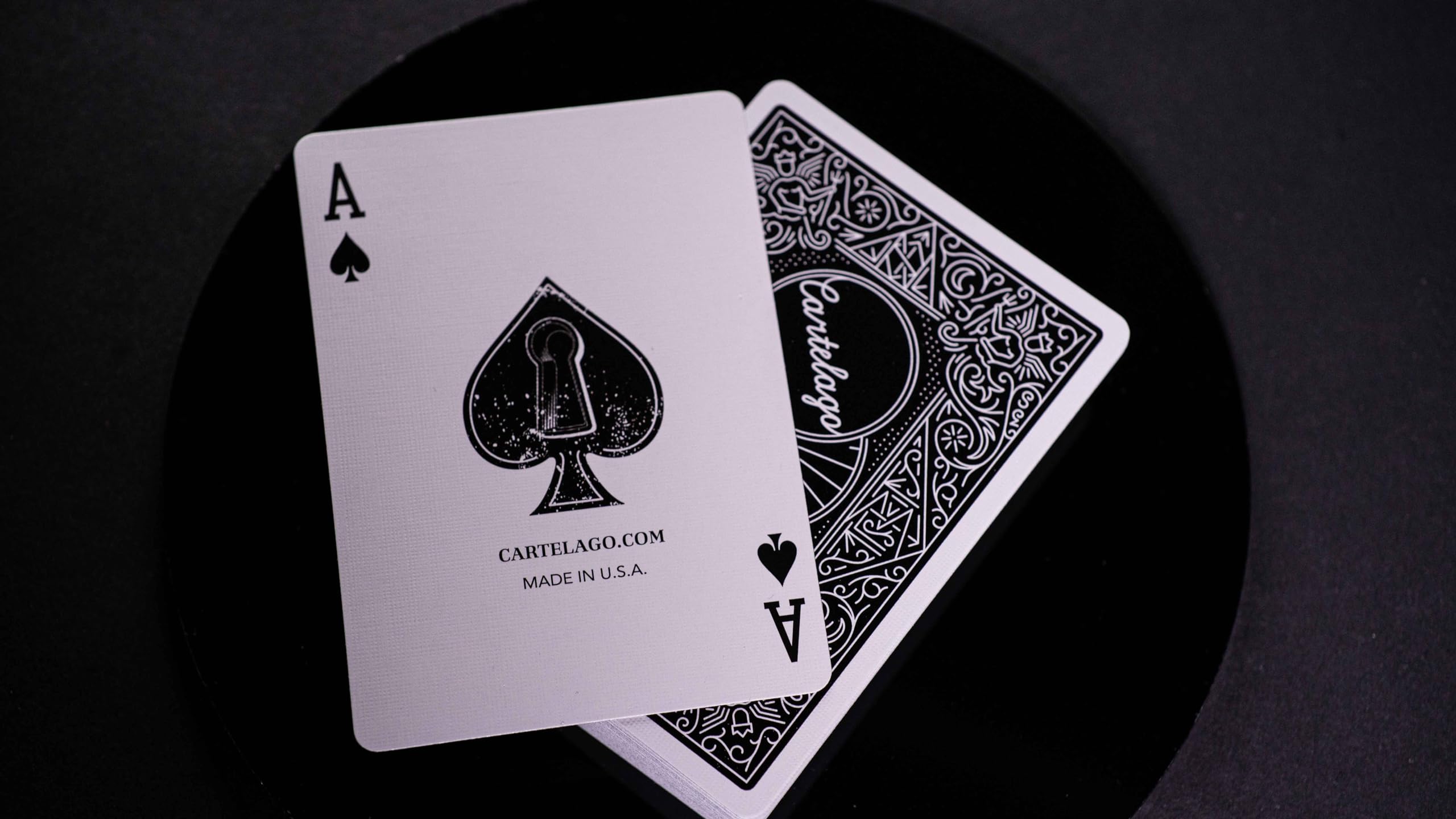 2560x1440 Standards Index Premium Playing Cards on Crushed Bee Stock for Cardistry, Magic, and Illusion Deck : Amazon.sg: Toys