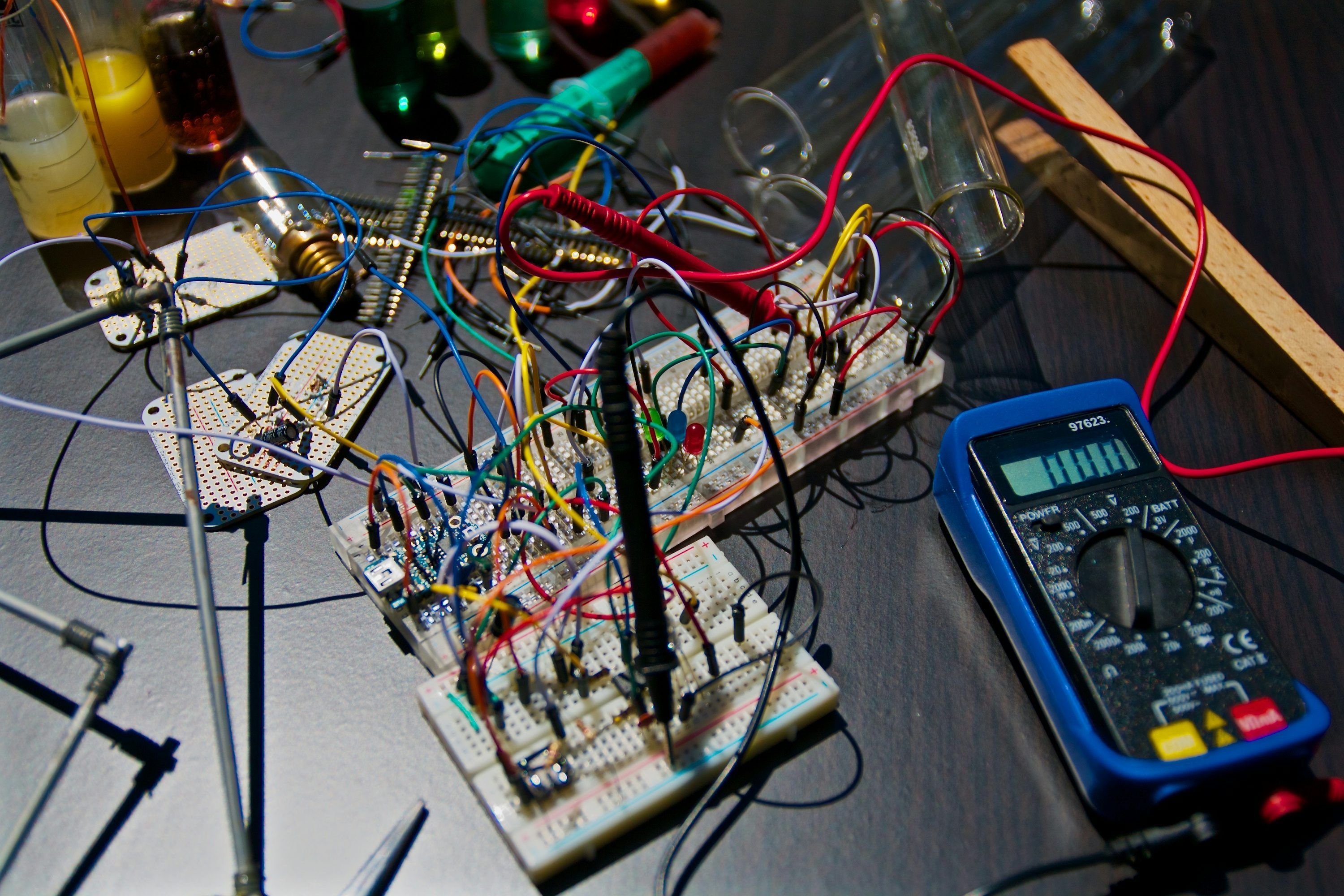 3000x2000 Electrochemistry Picture. Download Free Image