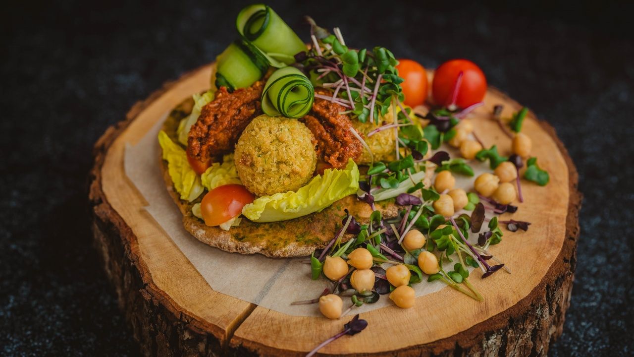 1280x720 Rustic Food Plating 4K UHD Wallpaper for UltraHD Desktop and TV : Widescreen and UltraWide Display : Smartphone and Tablet Devices