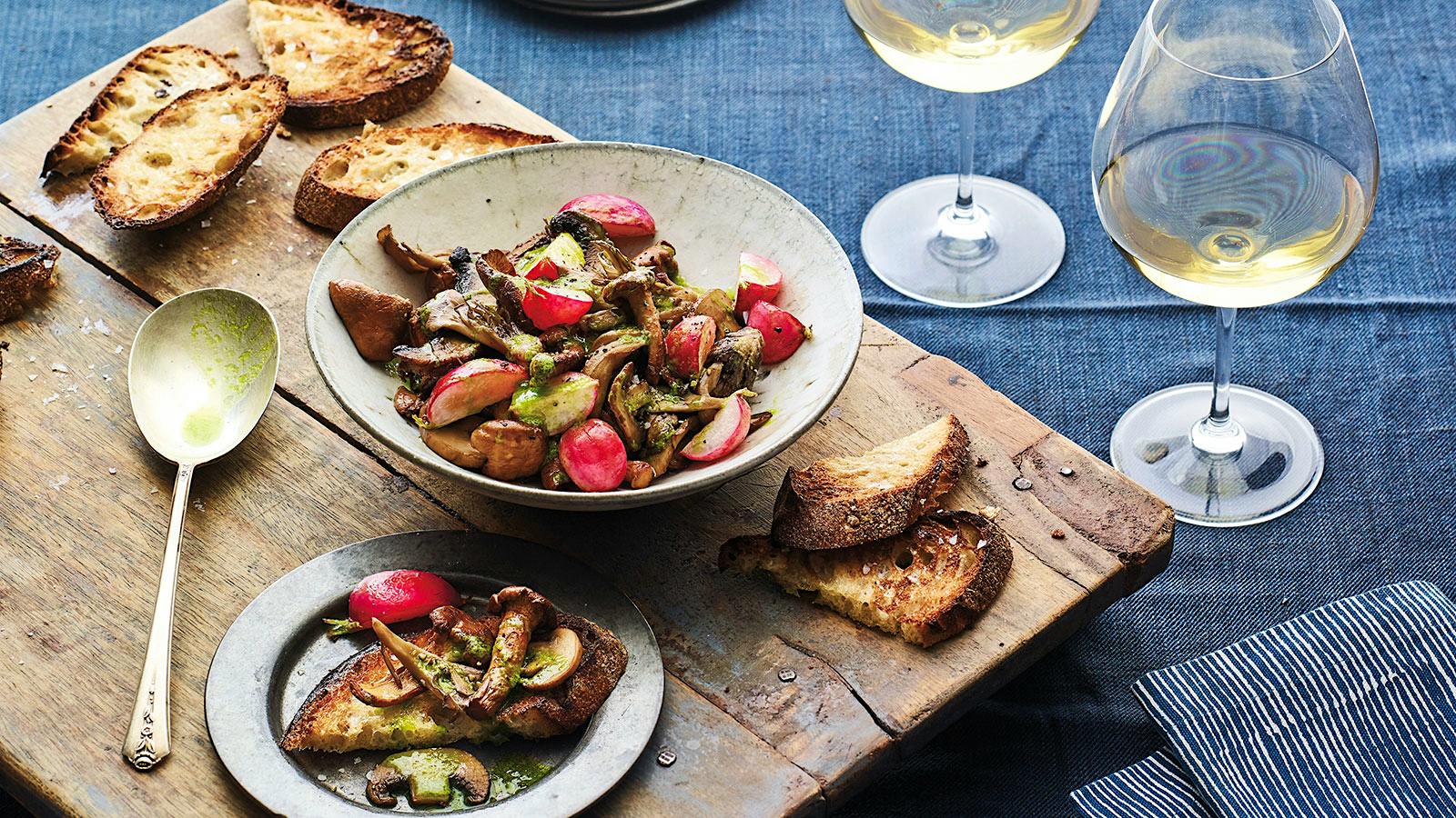 1600x900 Perfect Match Recipe: Forest Mushroom Toast with White Rioja