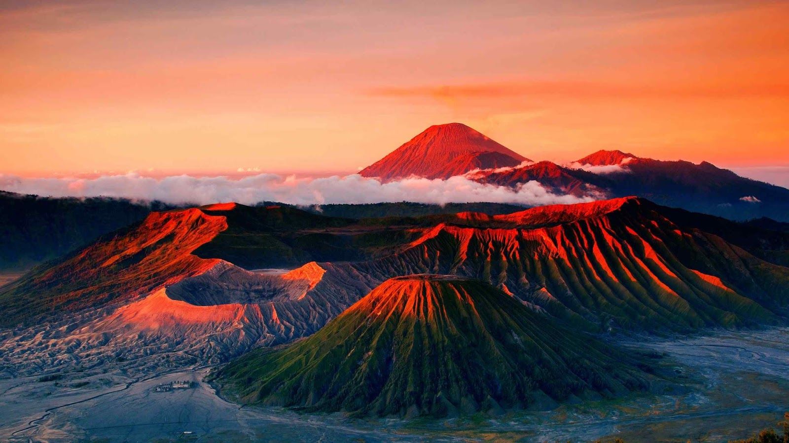 1600x900 Mount Bromo Sunset Tour from Surabaya, Malang, Banyuwangi