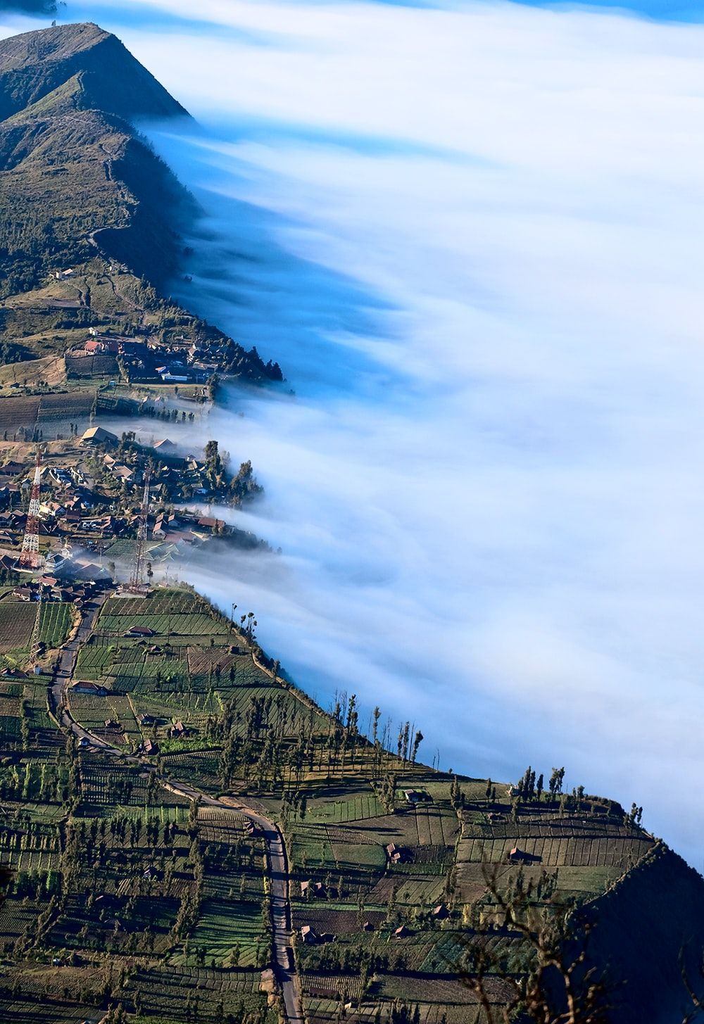 1000x1455 Bromo Wallpaper