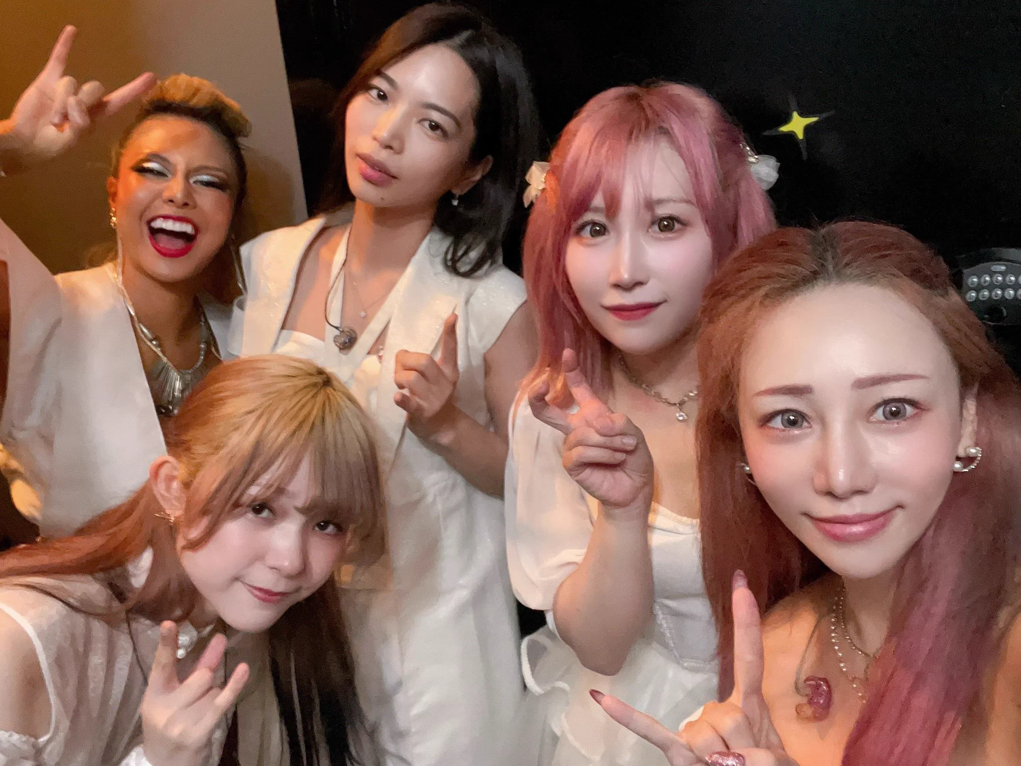 2048x1536 Fami。LOVEBITES on X: Thank You LA！！ Big thanks for the big turnout! # LOVEBITES / X