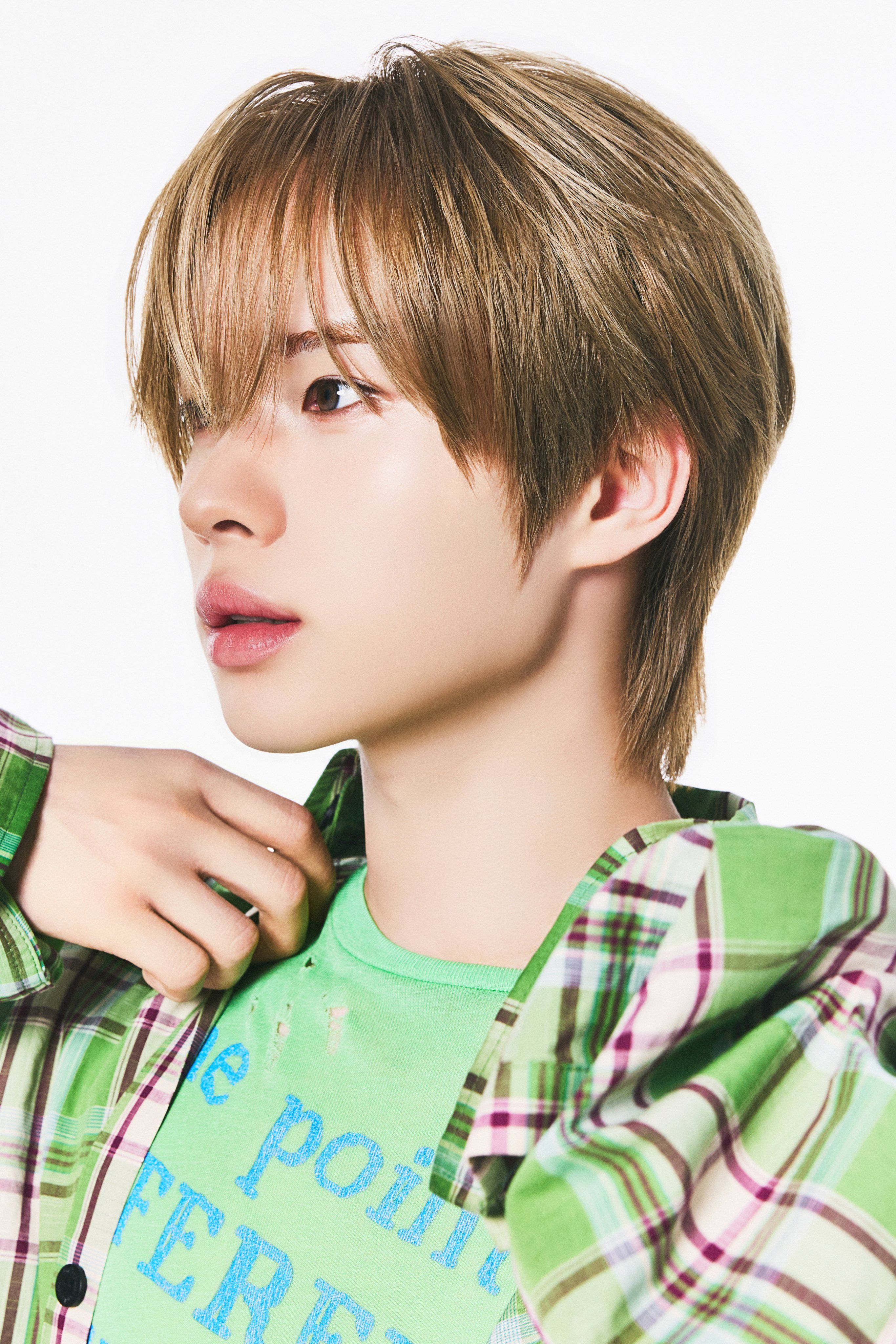 2731x4096 Shinyu's Cozy Blue TWS “To Us” Phone Wallpaper