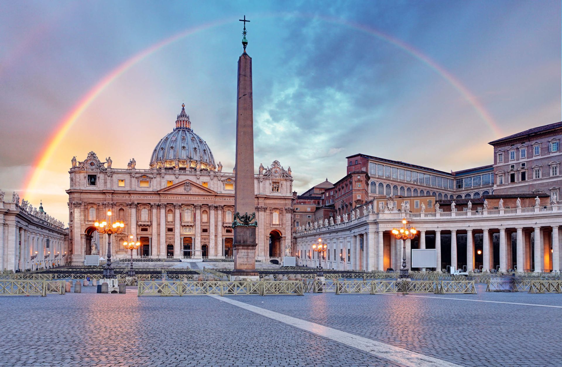 1920x1254 St Peter's Square with rainbow