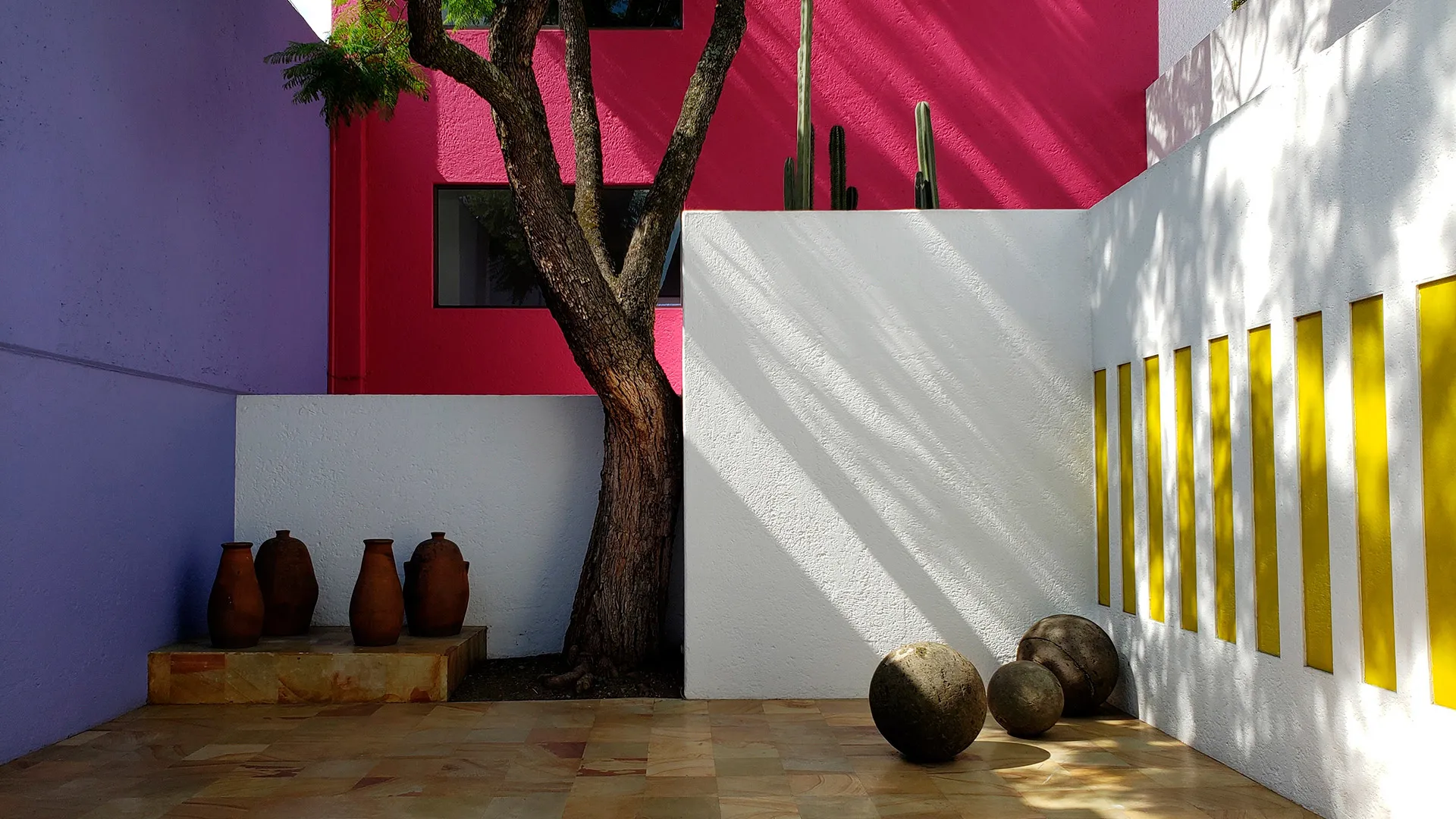 1920x1080 Tec Architecture Symposium examines light and lines in Barragán's work. Tecnológico de Monterrey
