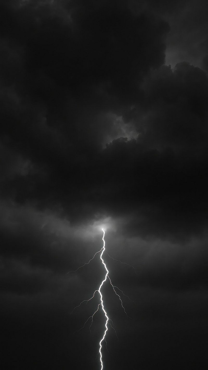 800x1422 Dramatic dark storm clouds mobile