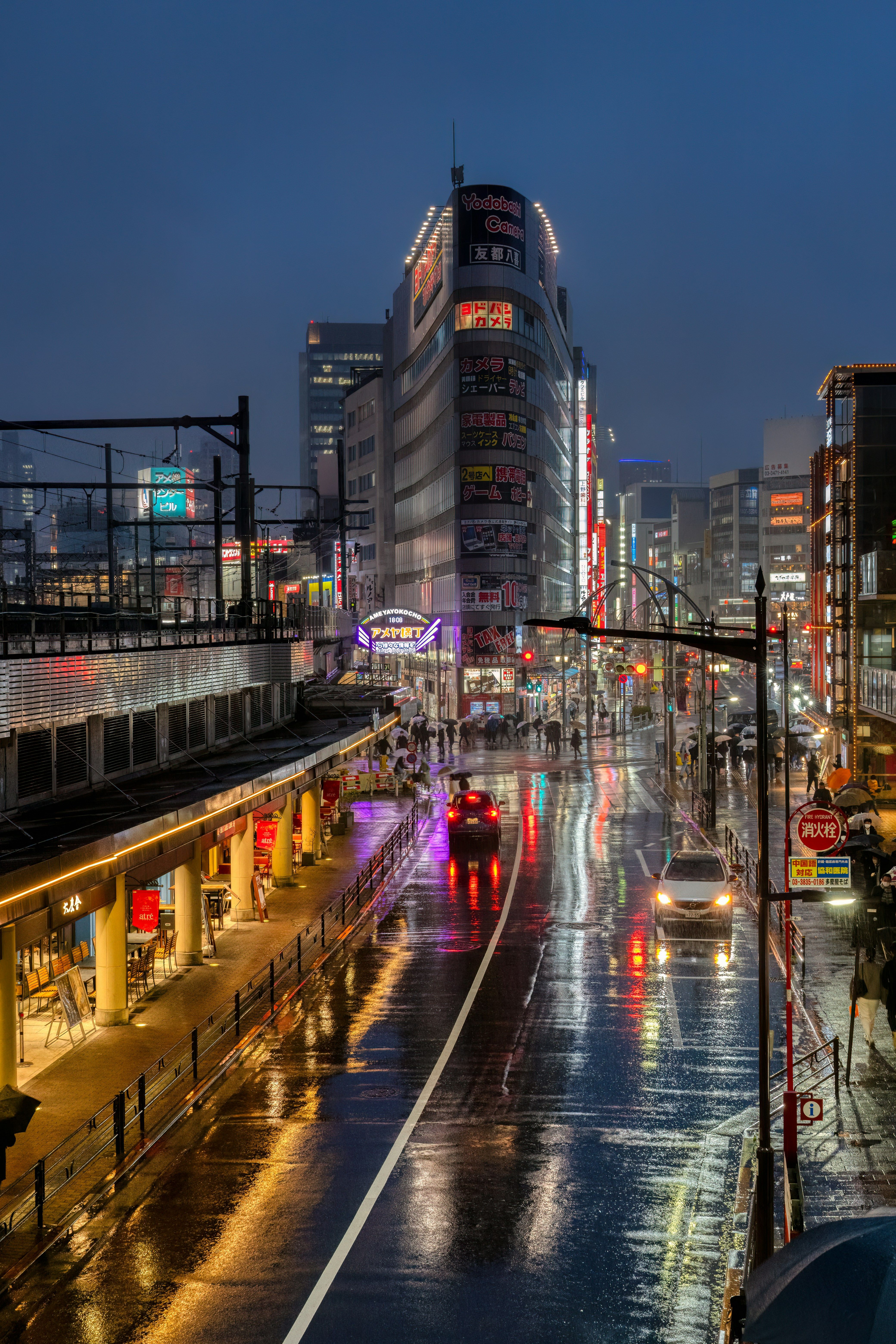 4160x6240 Rainy night in Japan wallpaper for iPhone and iPad