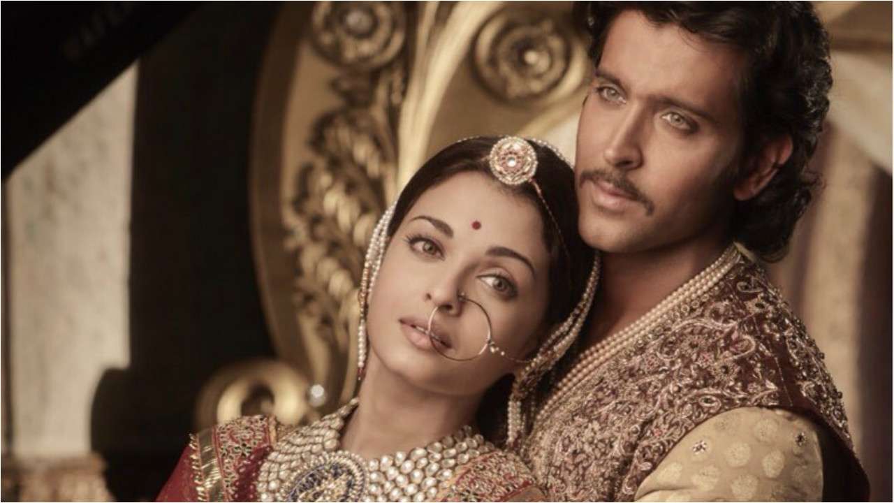 1280x720 In Pics Years Of Jodhaa Akbar: Behind The Scenes Memories From Hrithik Roshan Aishwarya Rai Bachchan Starrer