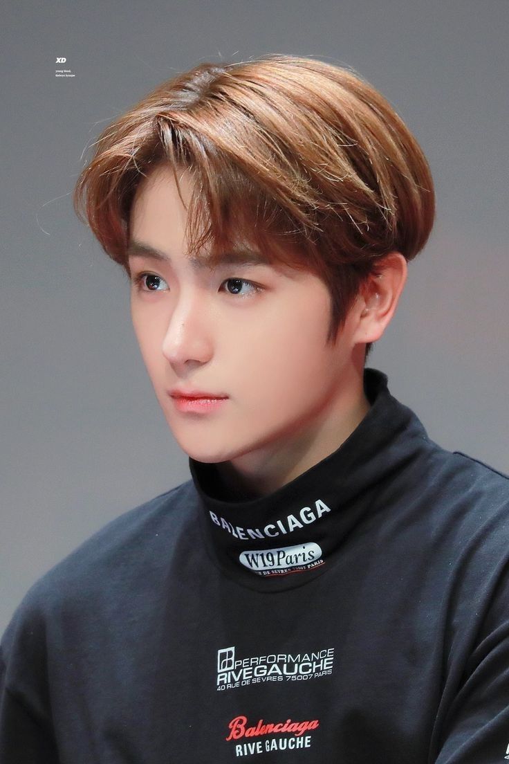 736x1104 Hyunjae (The Boyz). Hyunjae red hair, The boyz hyunjae selca, The boyz hyunjae wallpaper