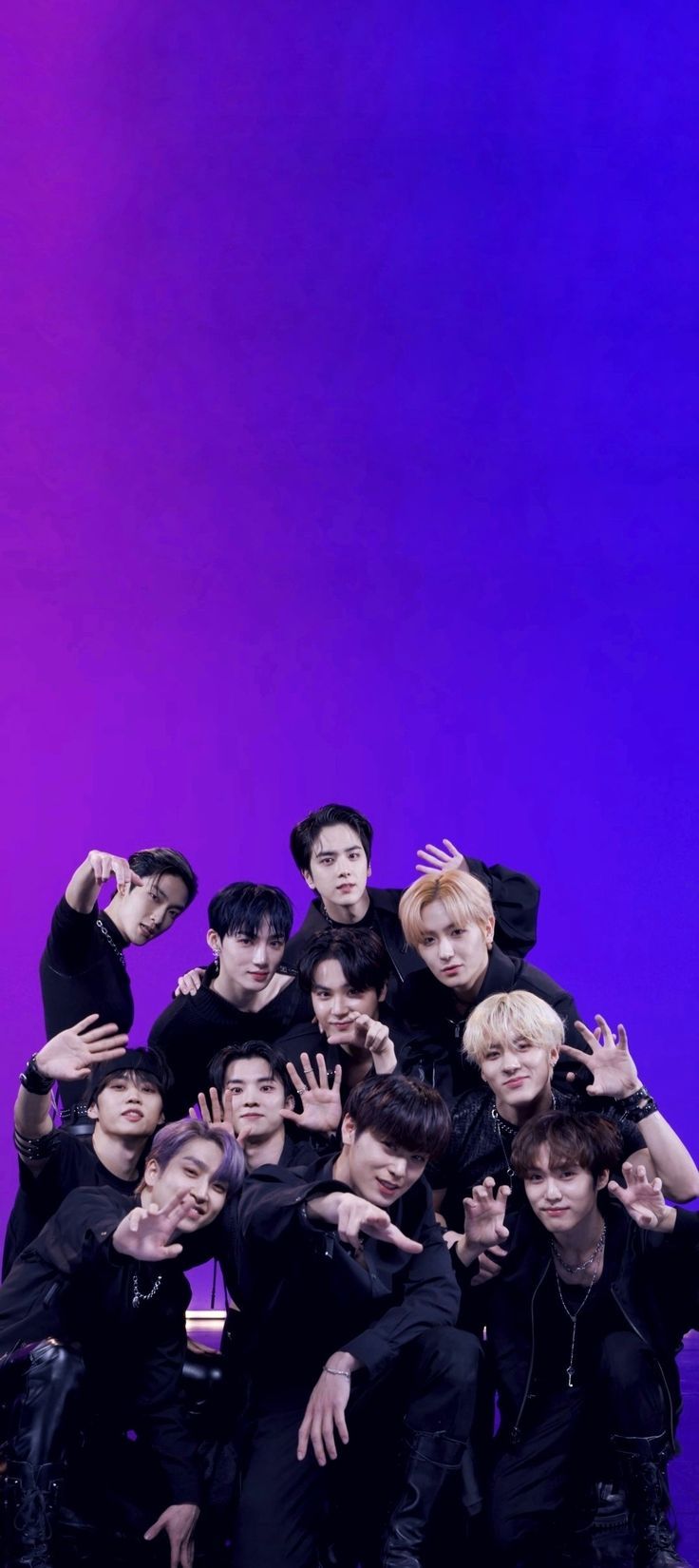 736x1650 The Boyz wallpaper