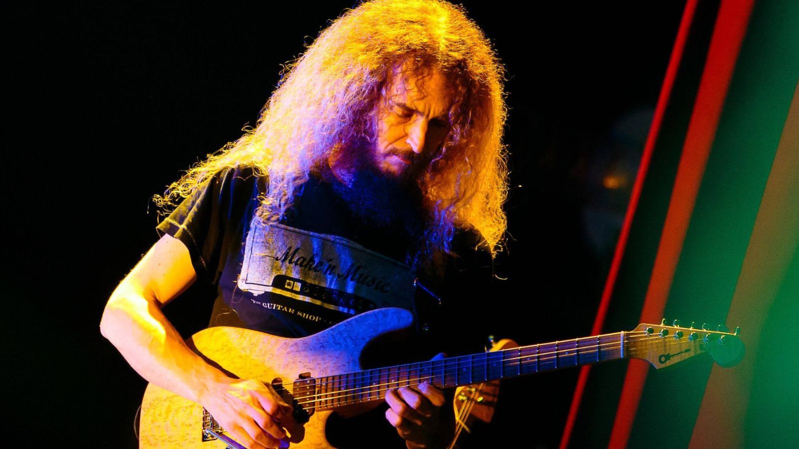 1600x900 Why 'The Best' Guitar Player Doesn't Exist and How to Tell a Story With Music: Inside the Mind of Guthrie Govan Why 'The Best' Guitar Player Doesn't Exist and How to Tell