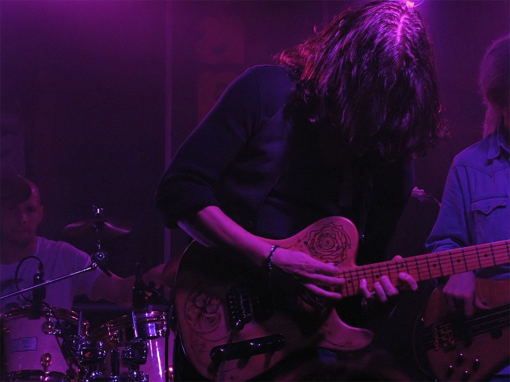 1024x768 Guthrie Govan Dave Kilminster08. Guitar Planet Magazine