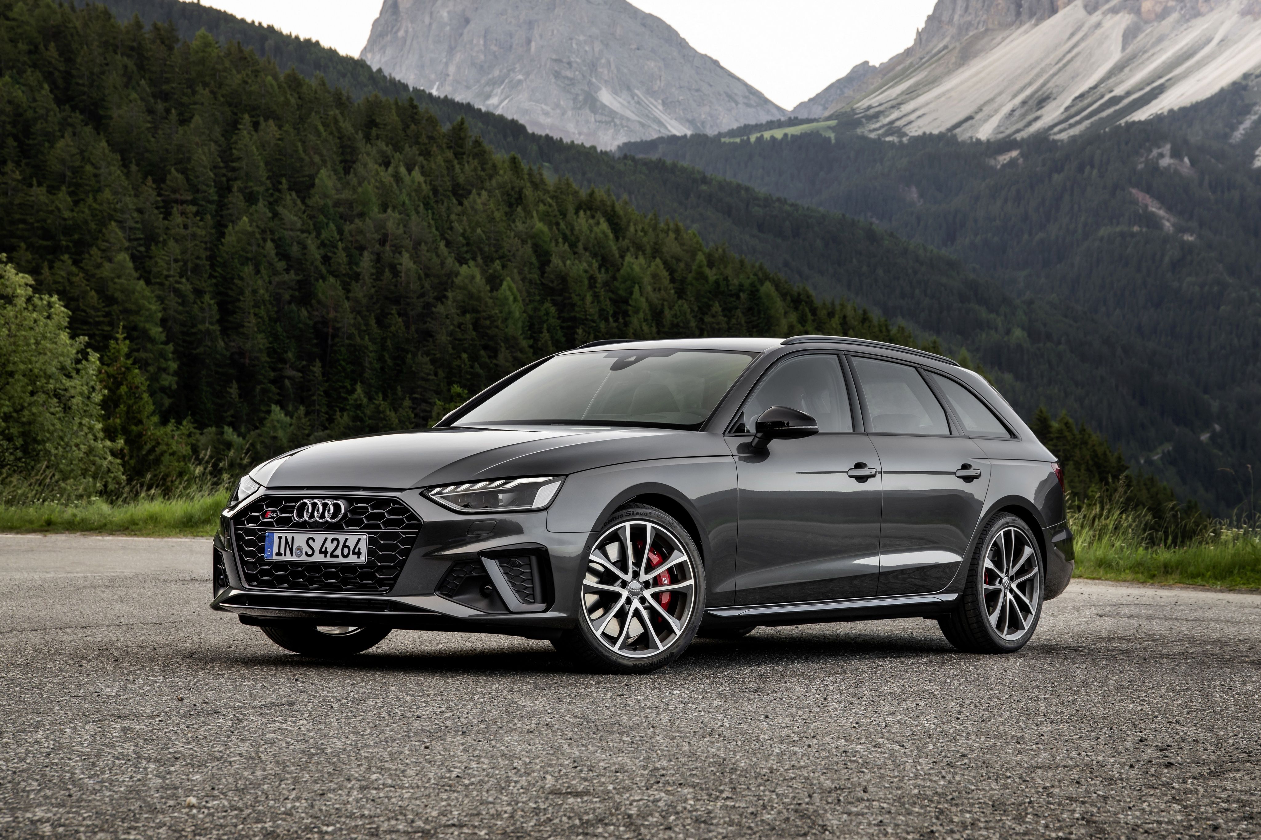 4096x2730 Free Audi, universal 4K wallpaper for desktop and phone