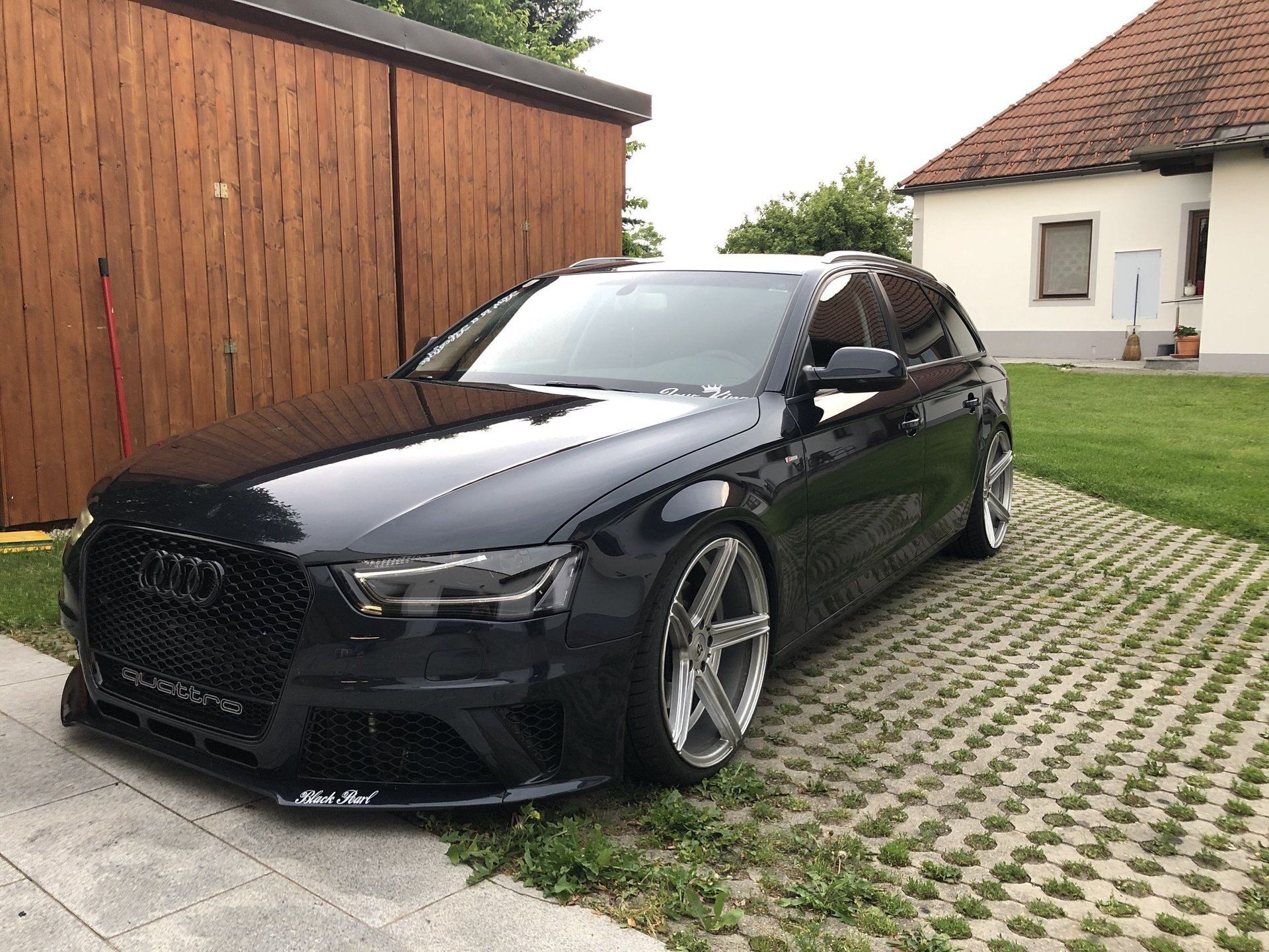 1920x1440 Audi A4 B8
