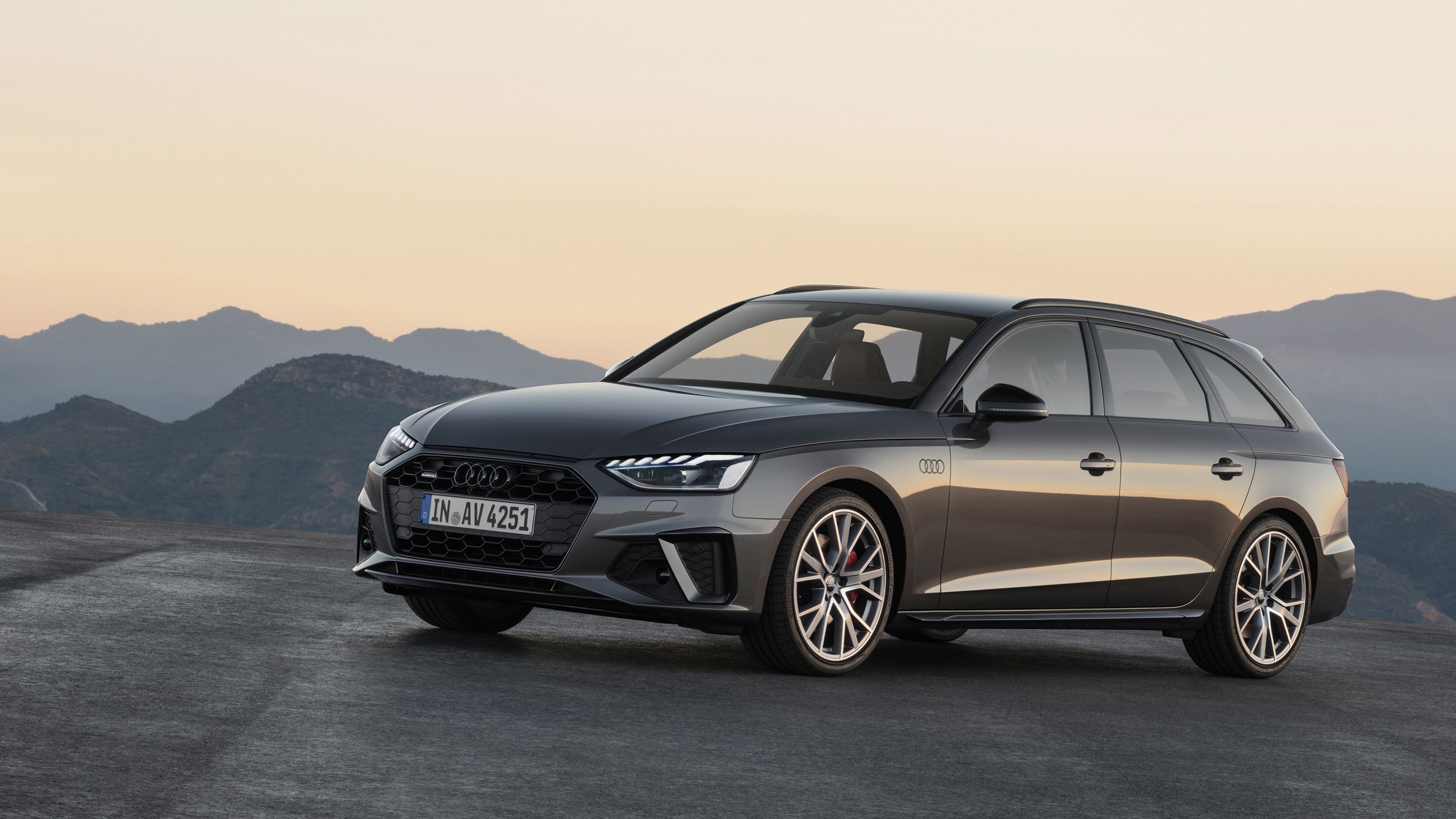 3840x2160 Audi A4 Wallpaper
