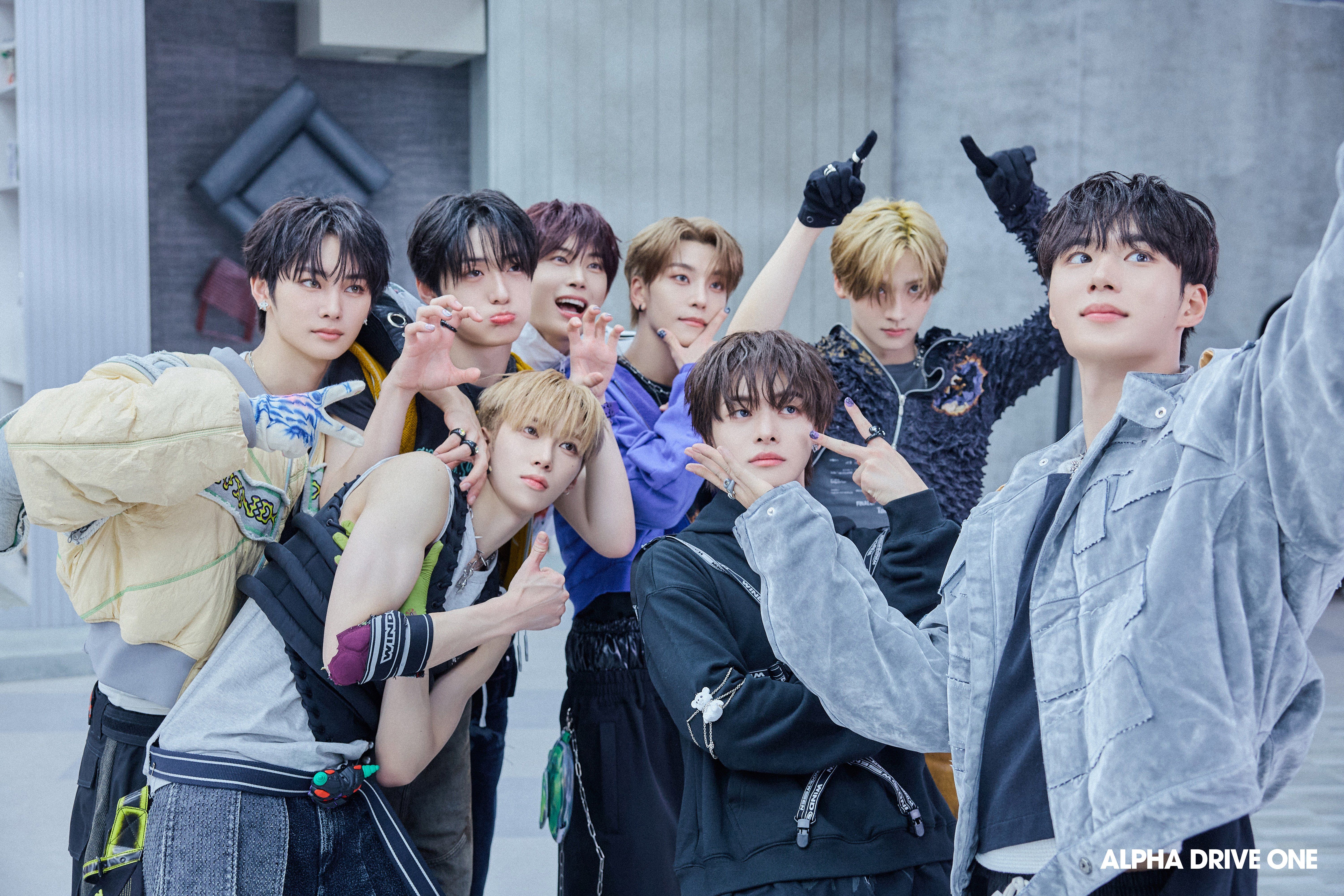 6000x4000 ALPHA DRIVE ONE 'FREAK ALARM' MV Behind Photo