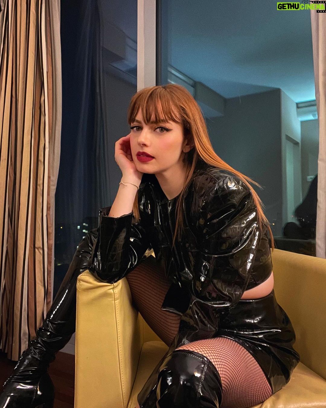 1080x1350 Annalisa Scarrone Instagram