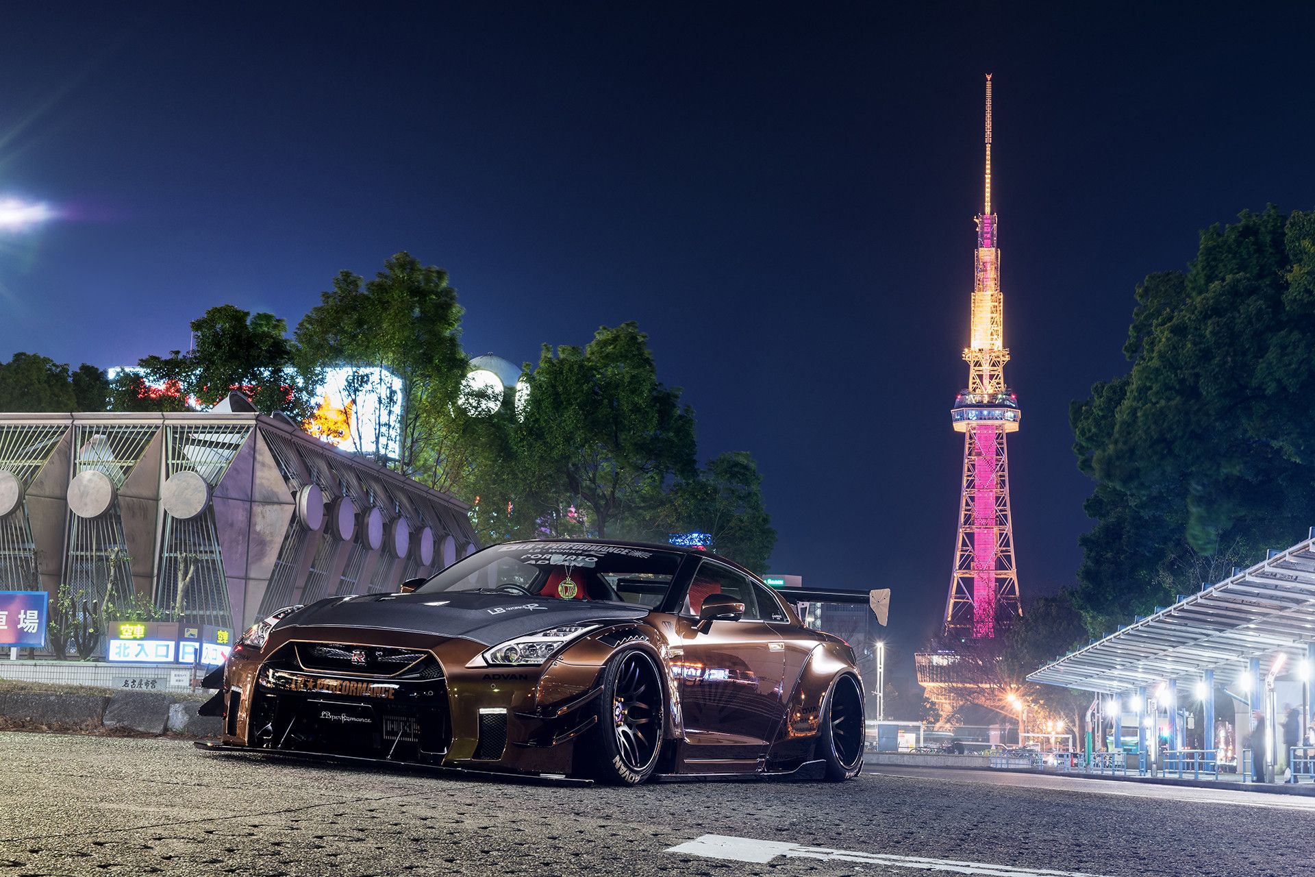 1920x1280 Custom Body Kit Dramatically Changes Appearance of Nissan GTR. CARiD.com Gallery