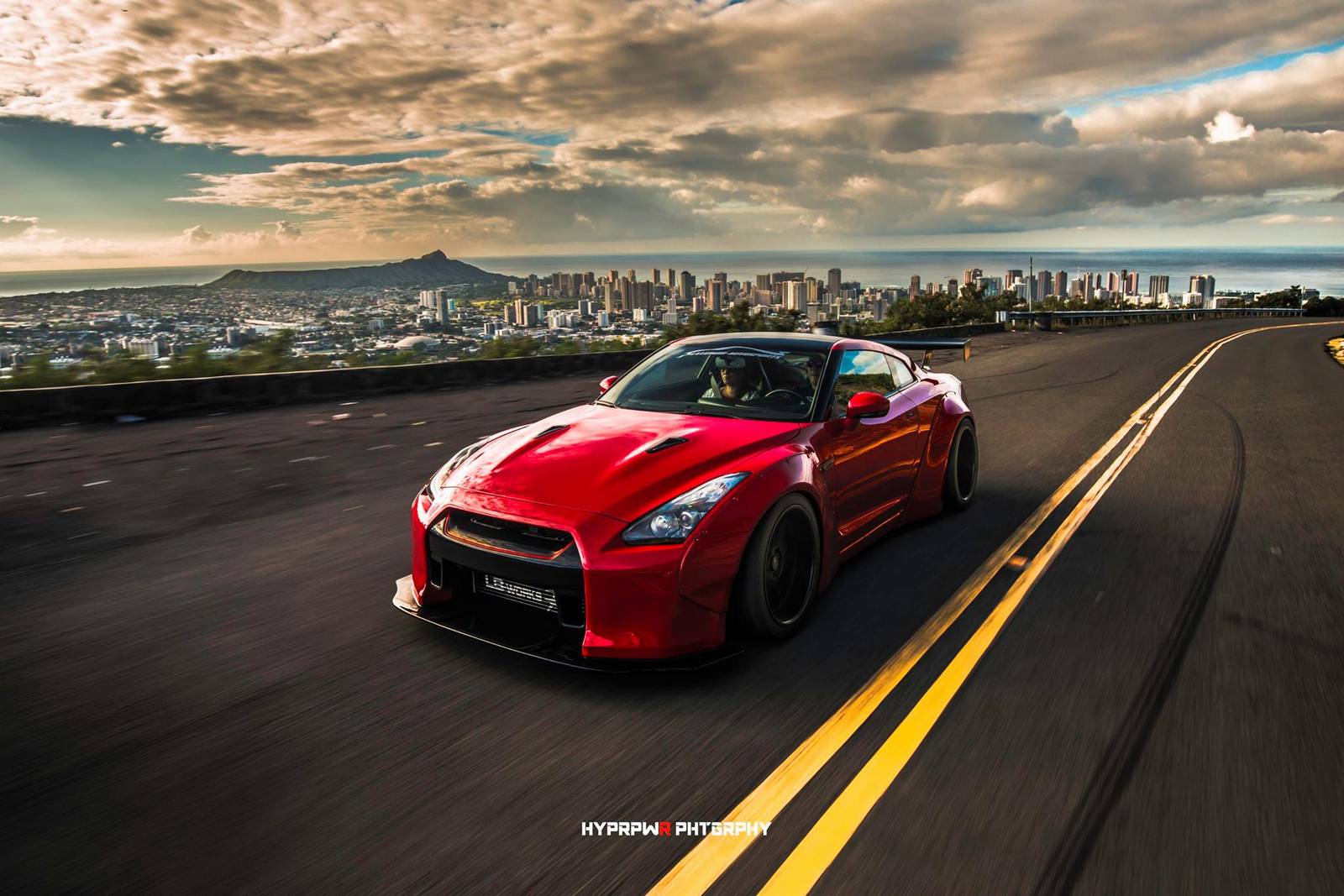 1600x1067 Picture Perfect: Liberty Walk Nissan GT R Photohoot In Oahu!