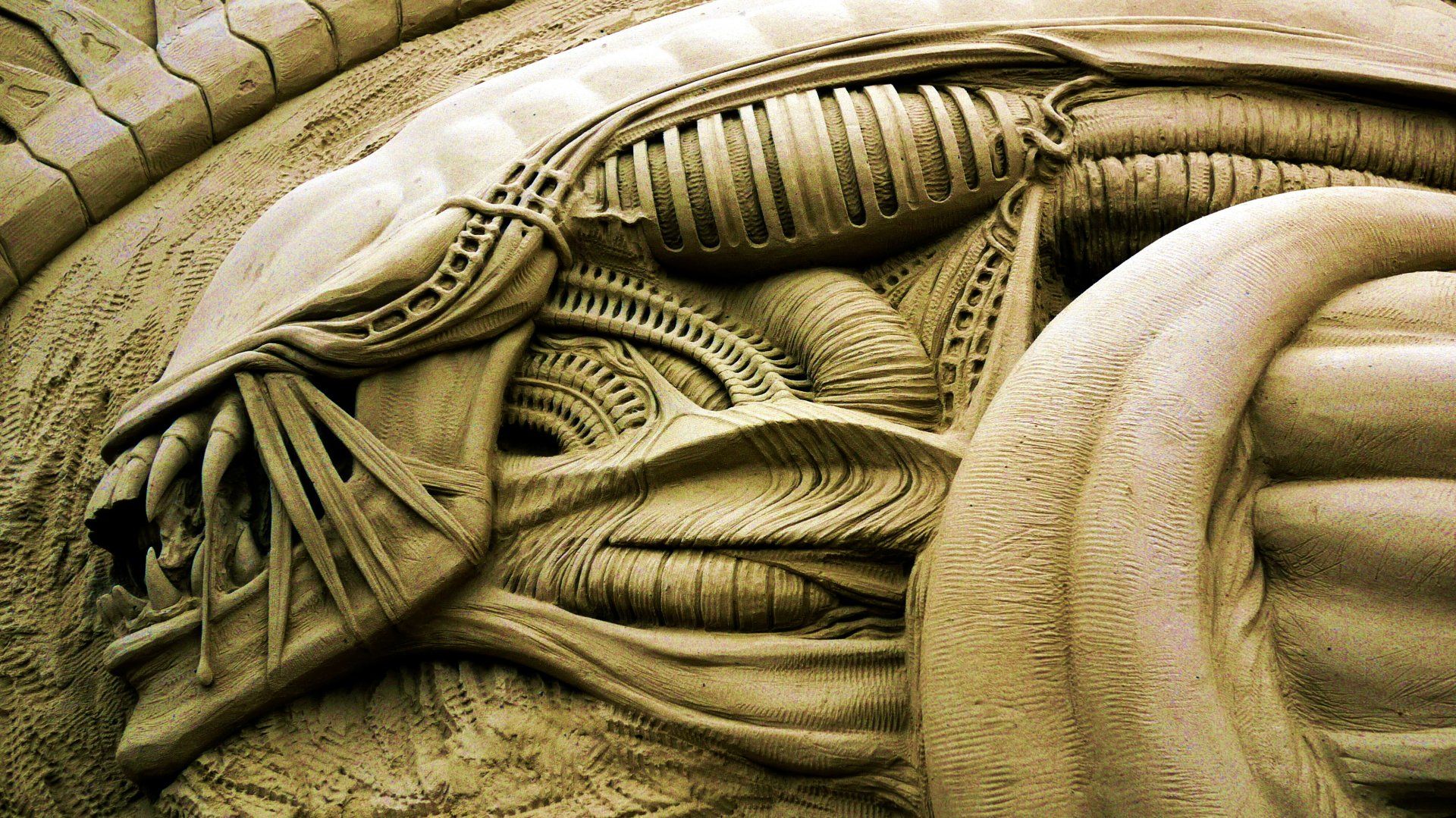 1920x1079 4K Cinematic Alien: Biomechanical Relic Wallpaperx2248