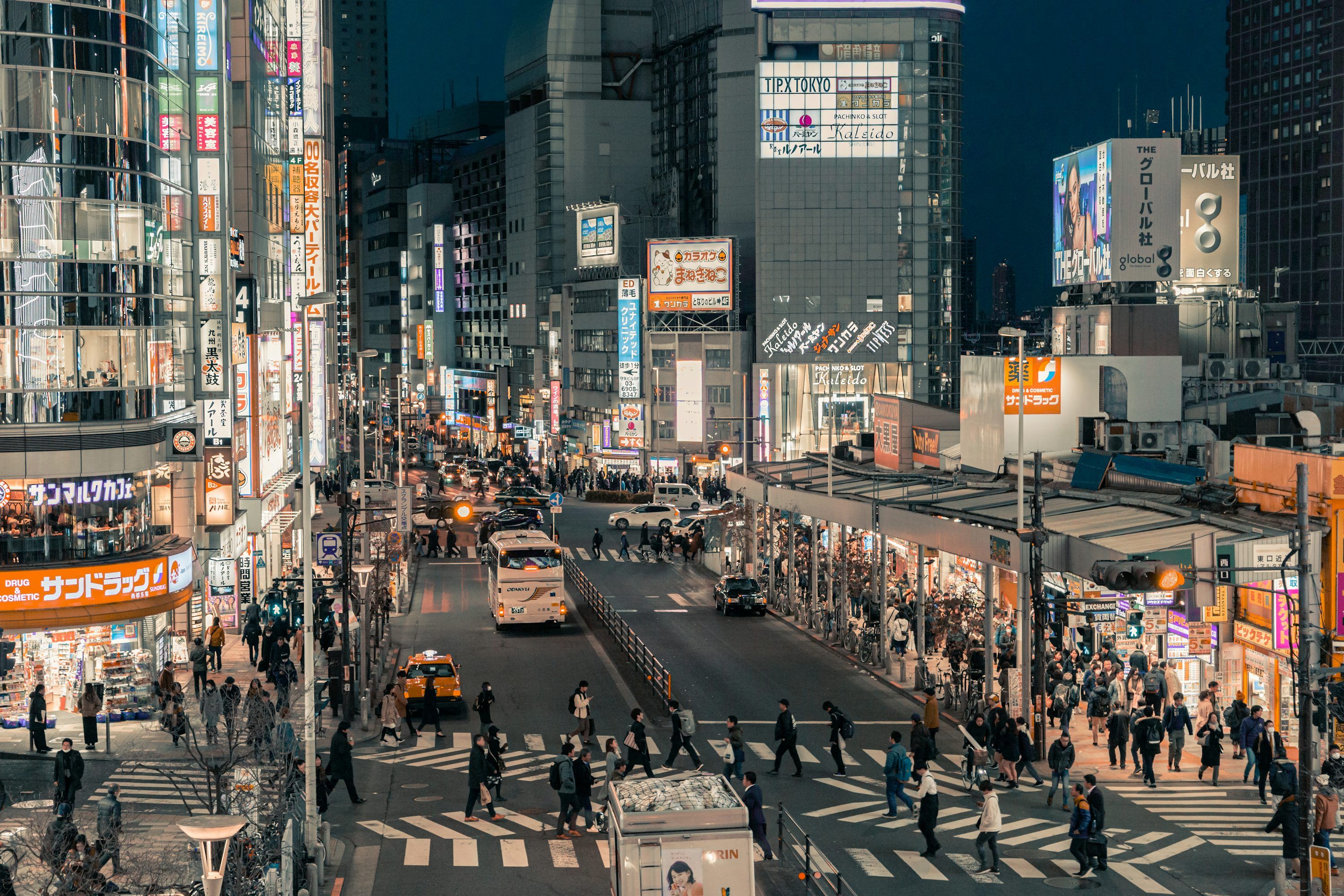 3000x2000 What the Nightlife in Tokyo is Like as an Intern in Japan