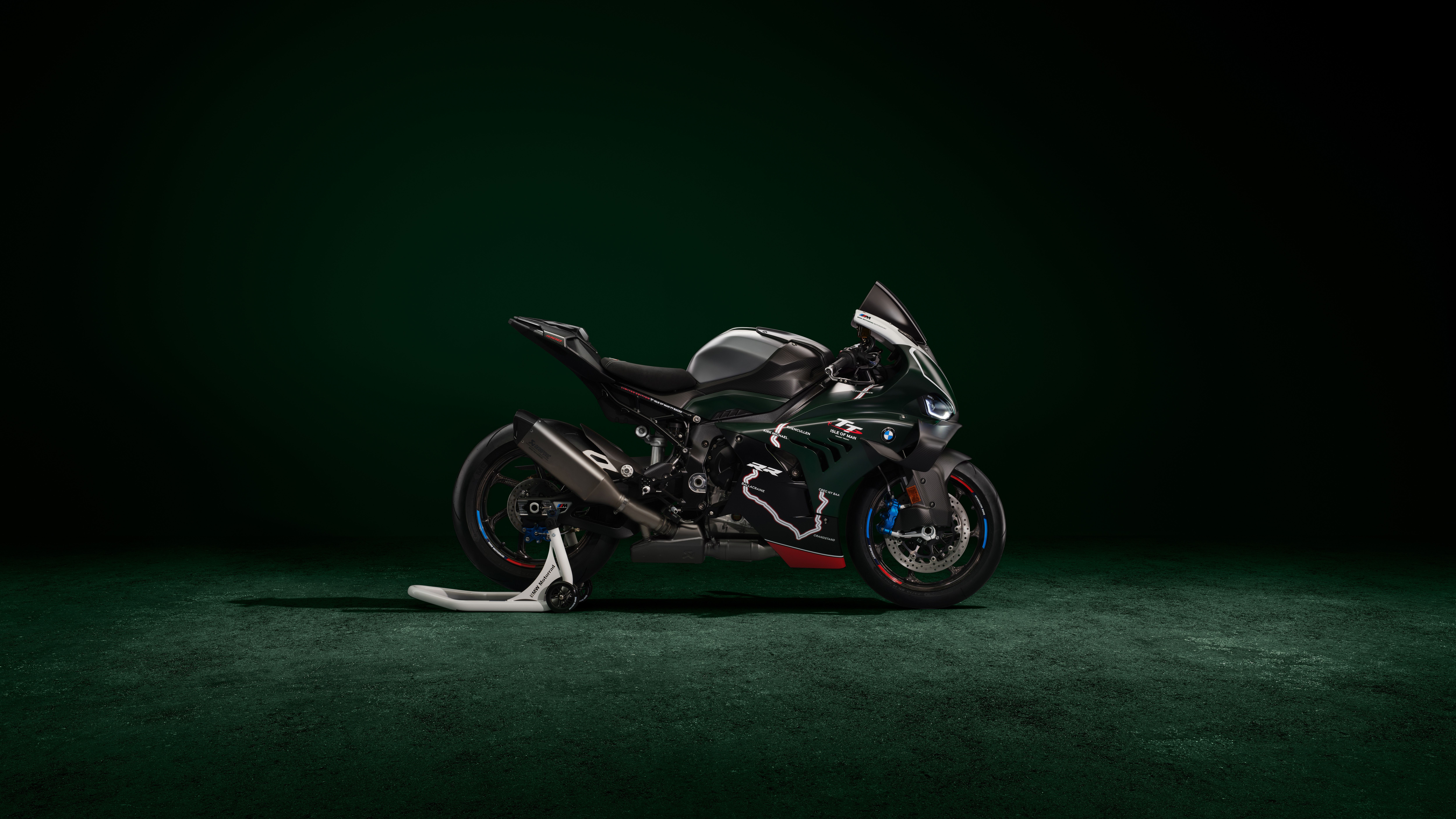 10000x5625 Bmw M 1000 Rr Isle Of Man Tt Limited Edition 2026 Wallpaper, HD Bikes Wallpaper, 4k Wallpaper, Image, Background, Photos and Picture