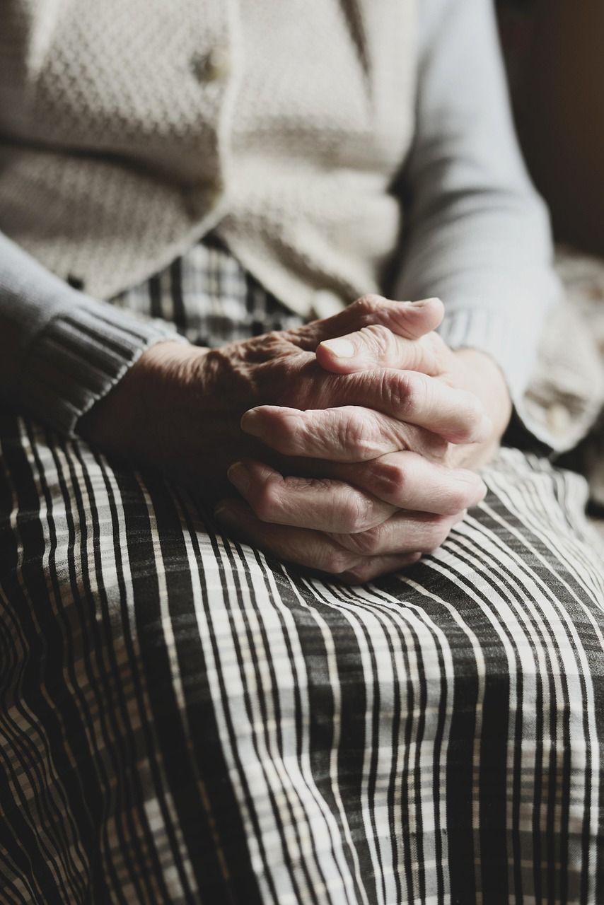 854x1280 Free Memory Care & Dementia Image