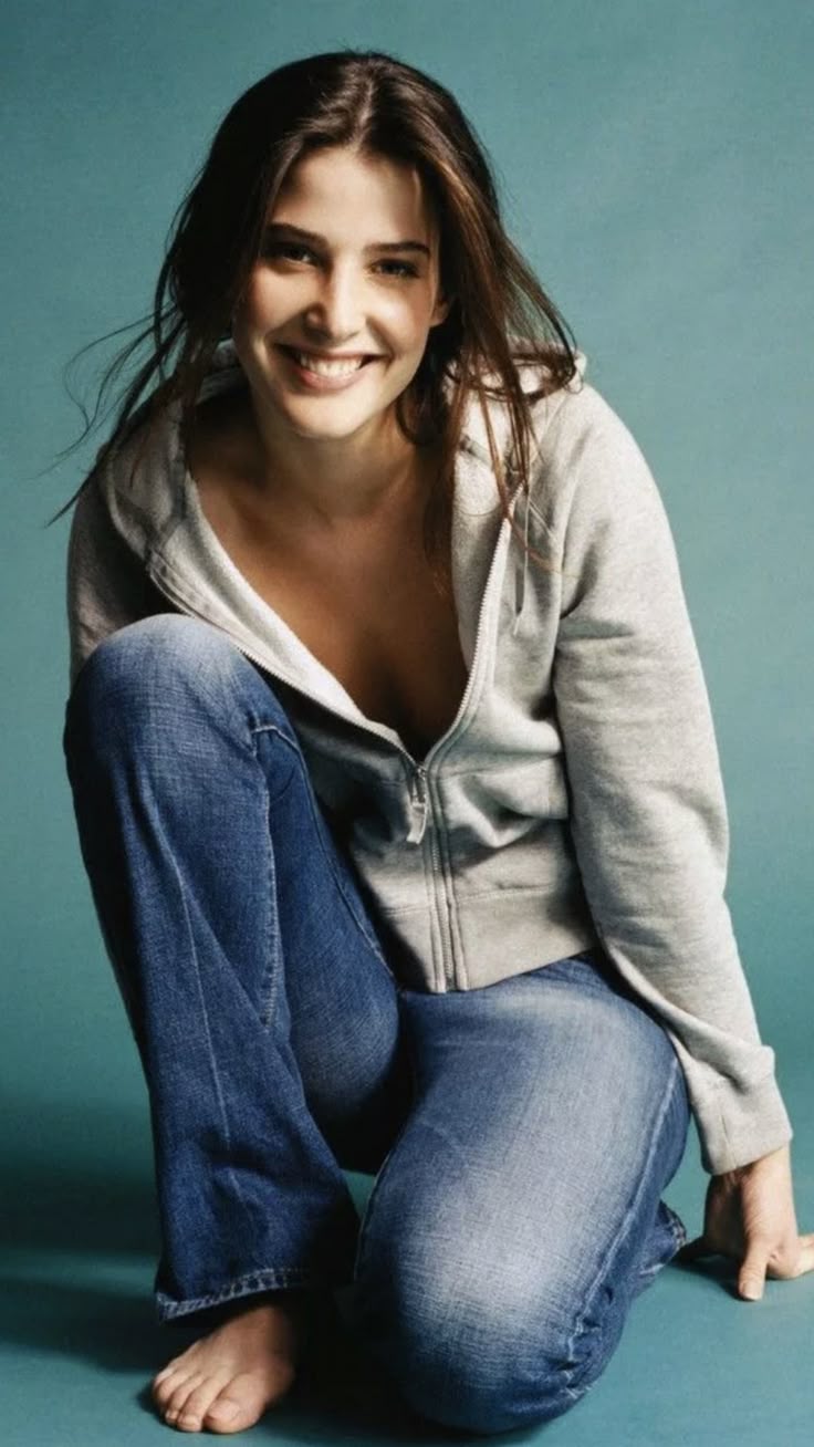 736x1308 Robin scherbatsky wallpaper. Cobie smulders aesthetic, Robin how i met your mother, Maria hill