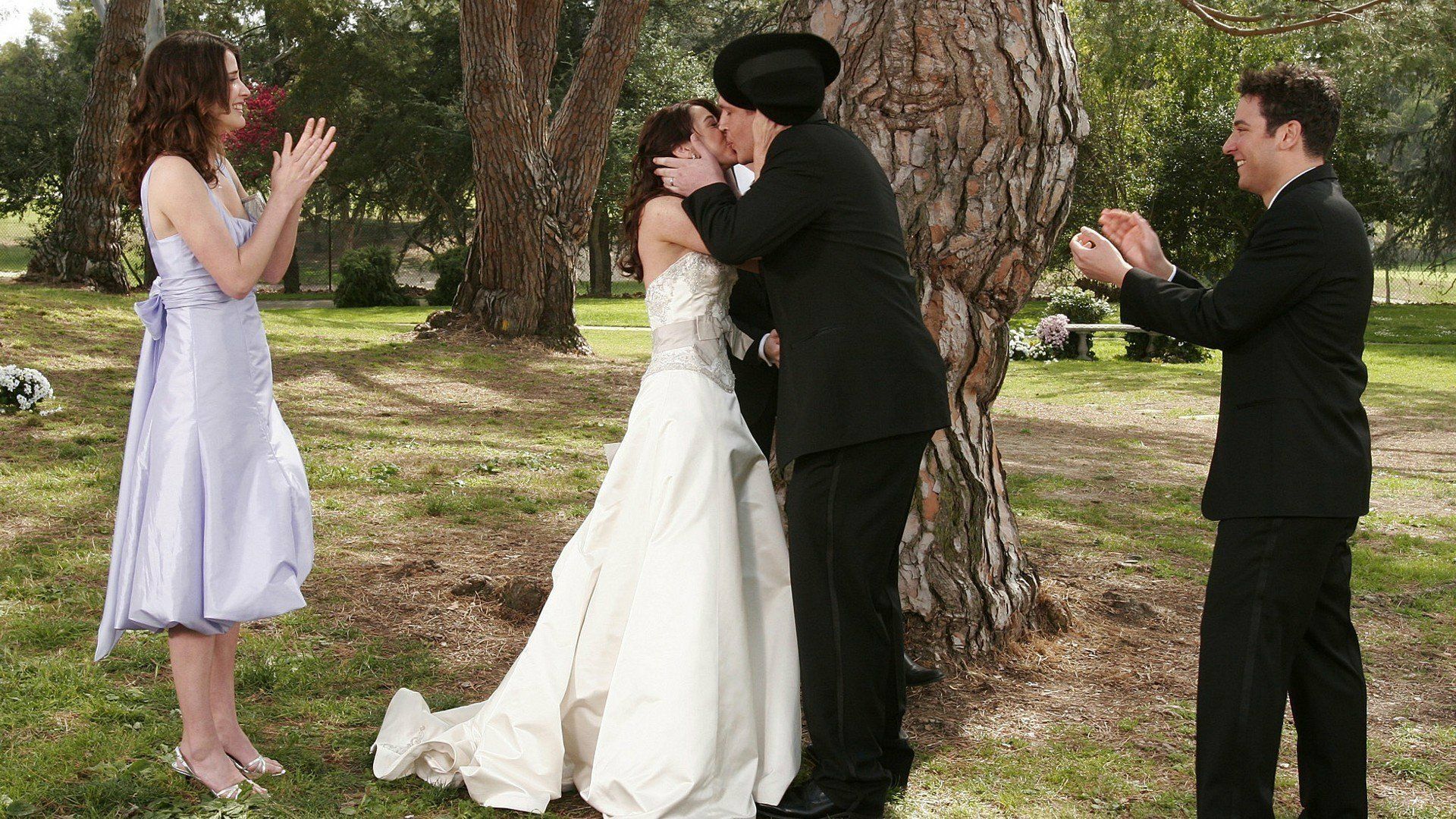 1920x1080 How I Met Your Mother HD Wallpaper: Ted, Robin, Marshall & Lily's Wedding Momentx1080