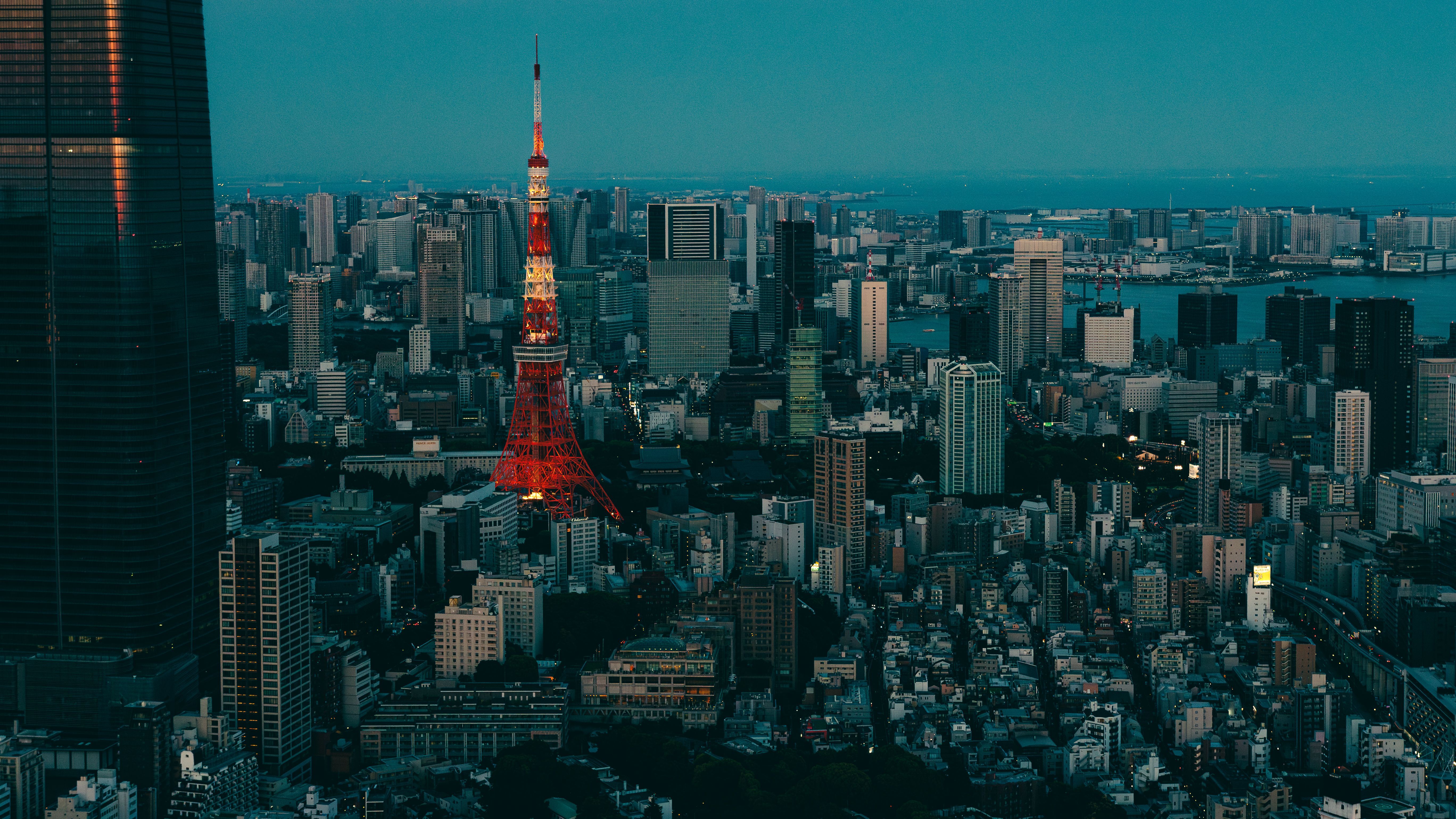 5472x3078 Cityscape with Tokyo Tower · Free