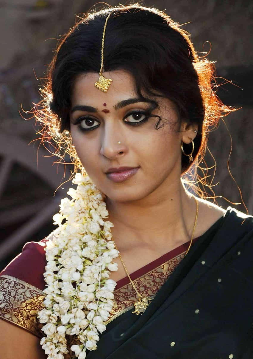 850x1204 Download Anushka Shetty Traditional Look H D Wallpaper