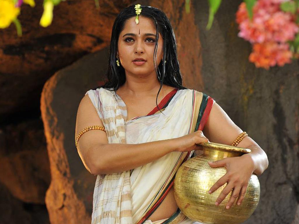 1024x768 Anushka Shetty HQ Wallpaper. Anushka Shetty Wallpaper