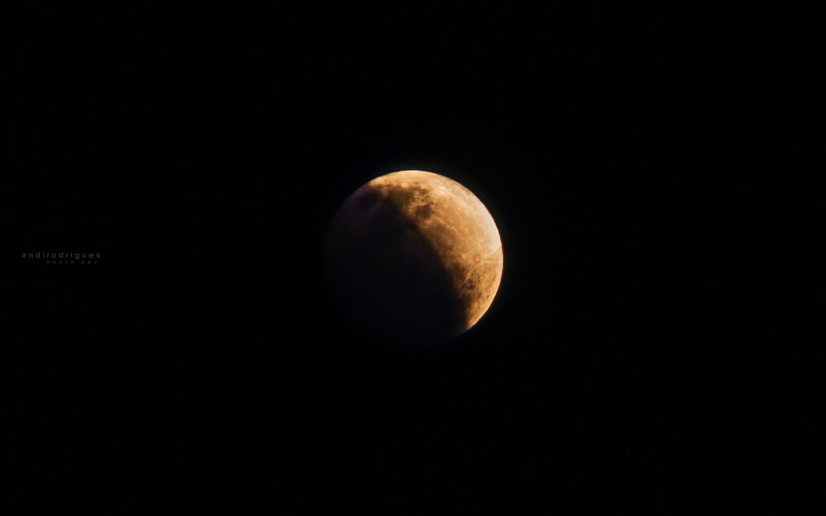 1680x1050 Shadow Of The Earth At Lunar Eclipse 4K UHD Wallpaper for UltraHD Desktop and TV : Widescreen and UltraWide Display : Smartphone and Tablet Devices