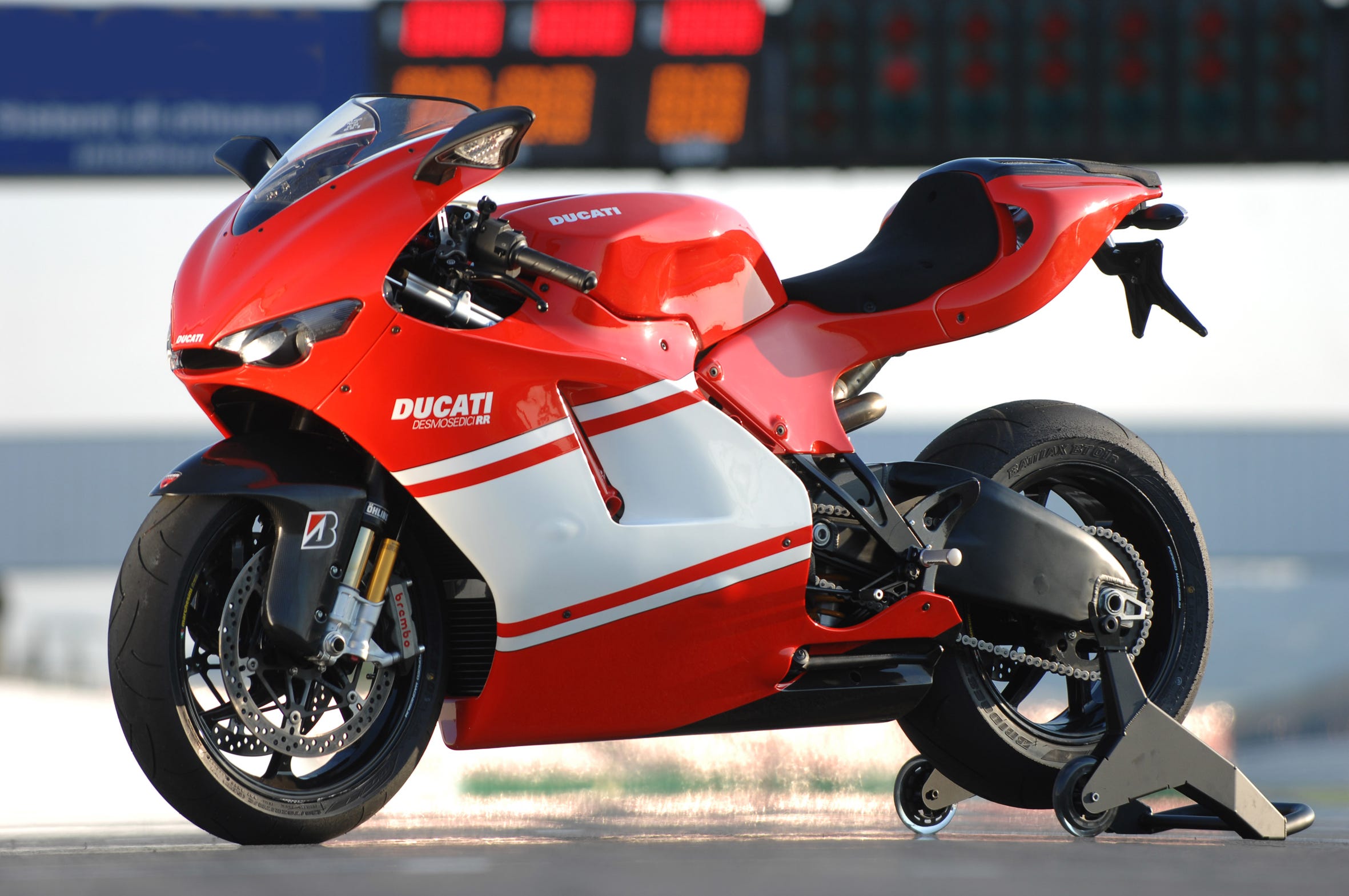 2362x1569 Ducati Desmosedici RR Falloon Retrospective