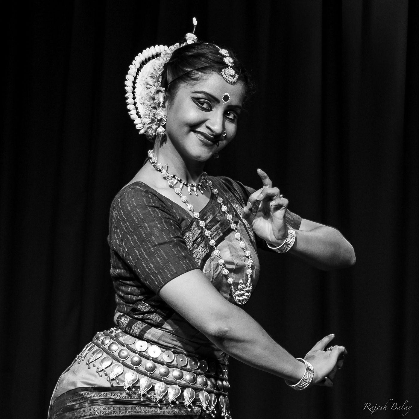 1400x1400 Odissi Dancer Paridhi Joshi (at Ankura Dance Festival) - Behance