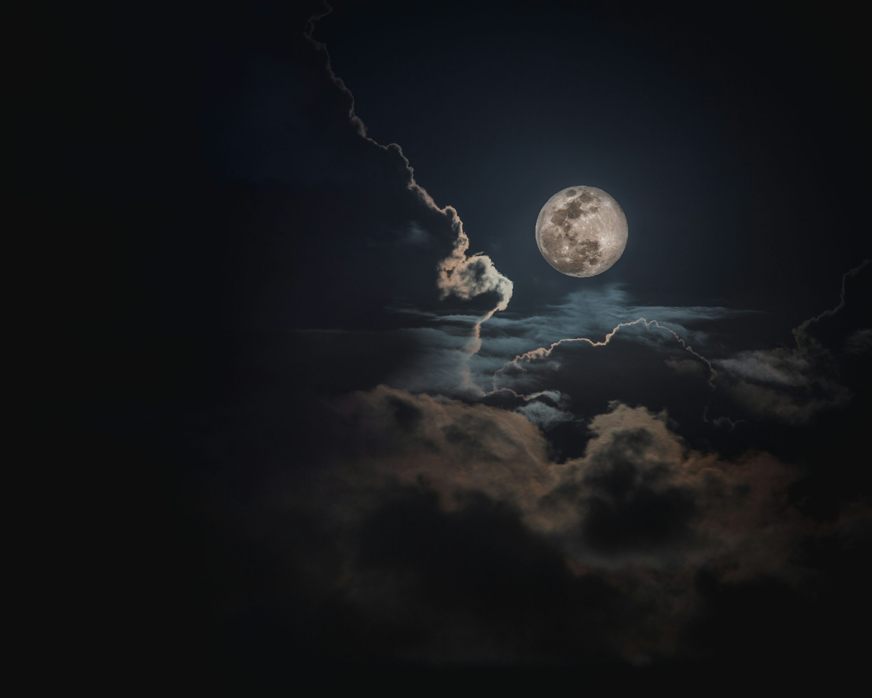 3000x2400 Ominous Picture. Download Free Image
