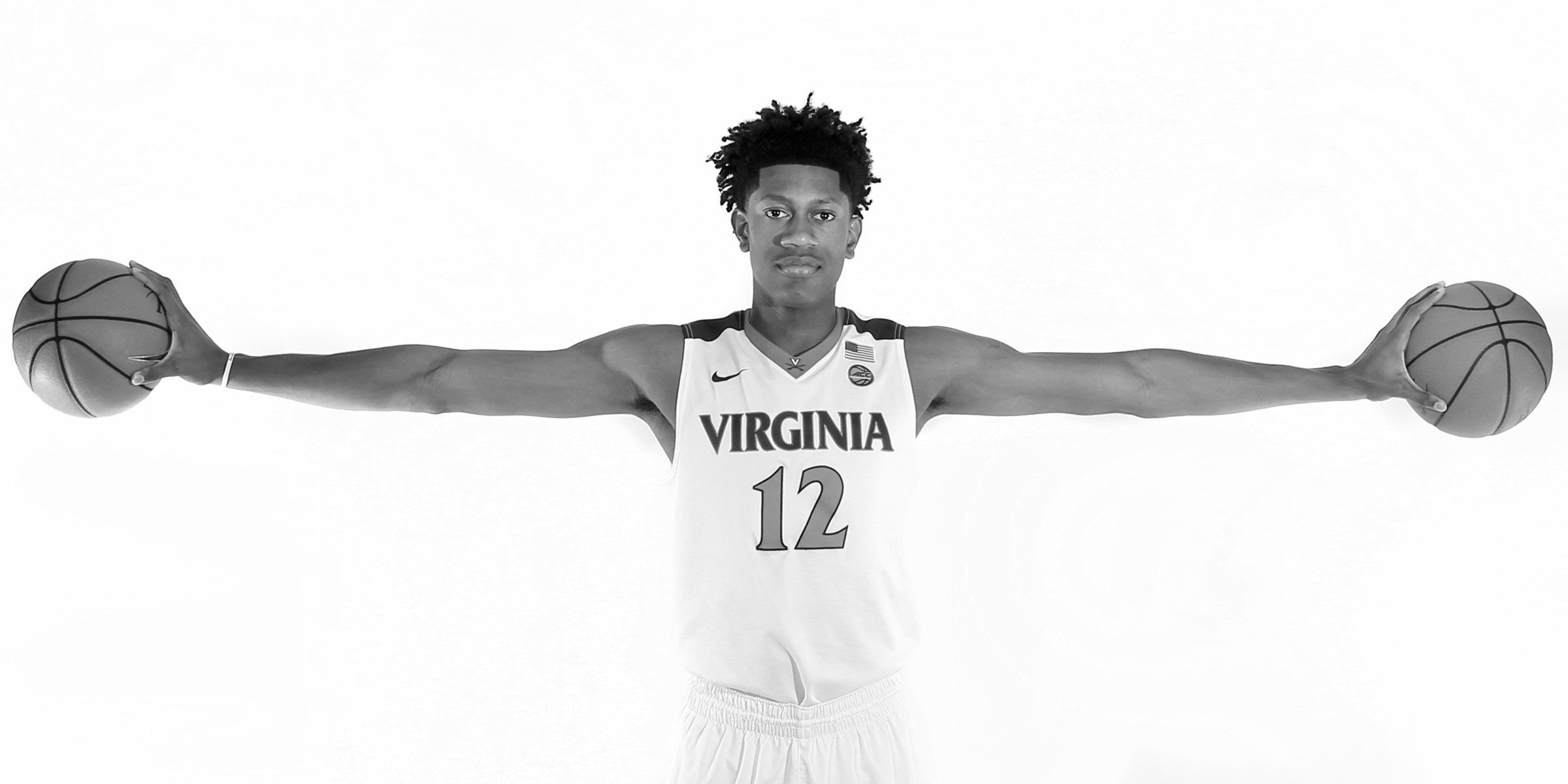 2400x1200 De'Andre Hunter Wallpaper