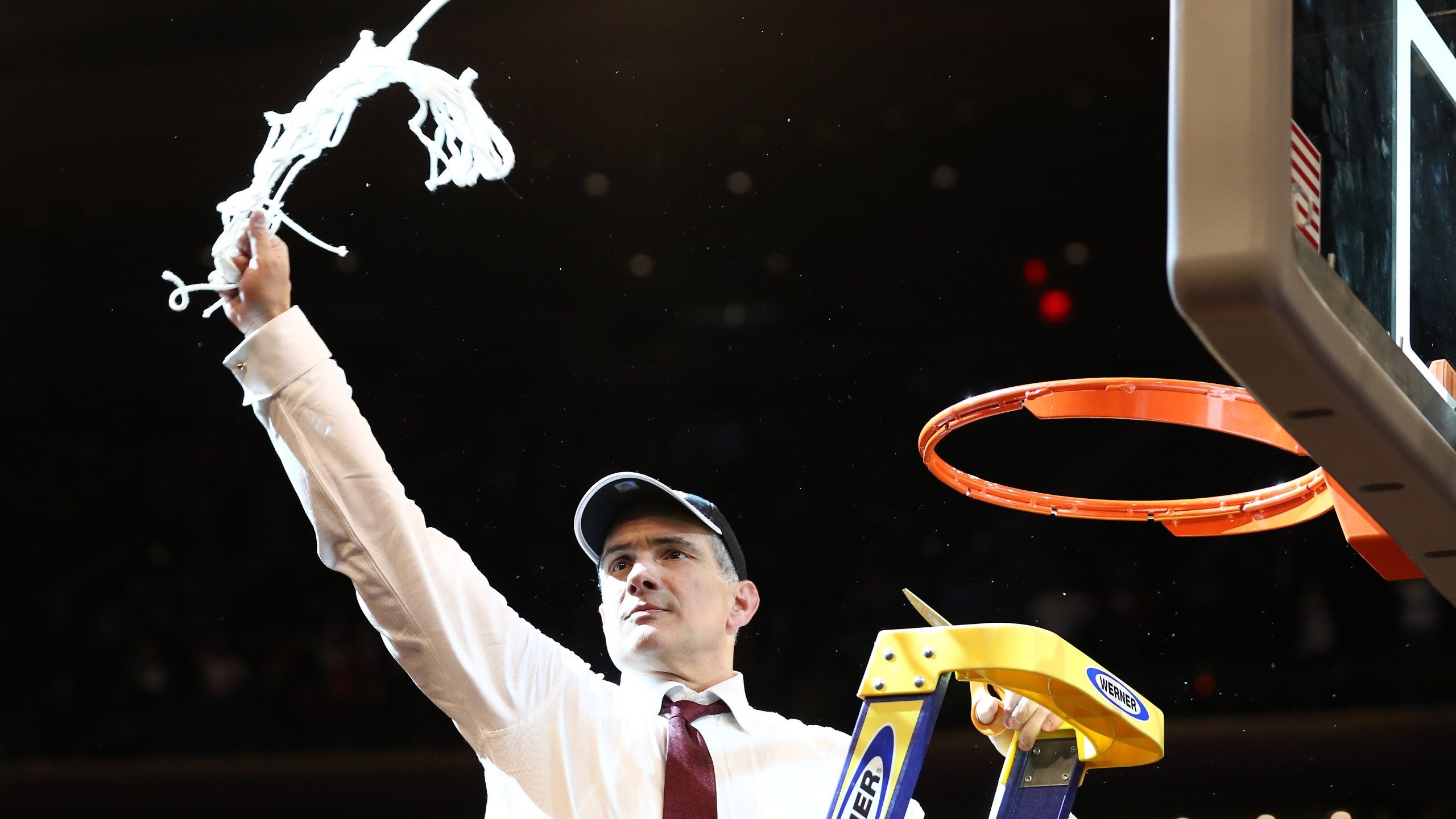 2560x1440 SC Basketball Coach Frank Martin Says He Tested Positive For COVID 19