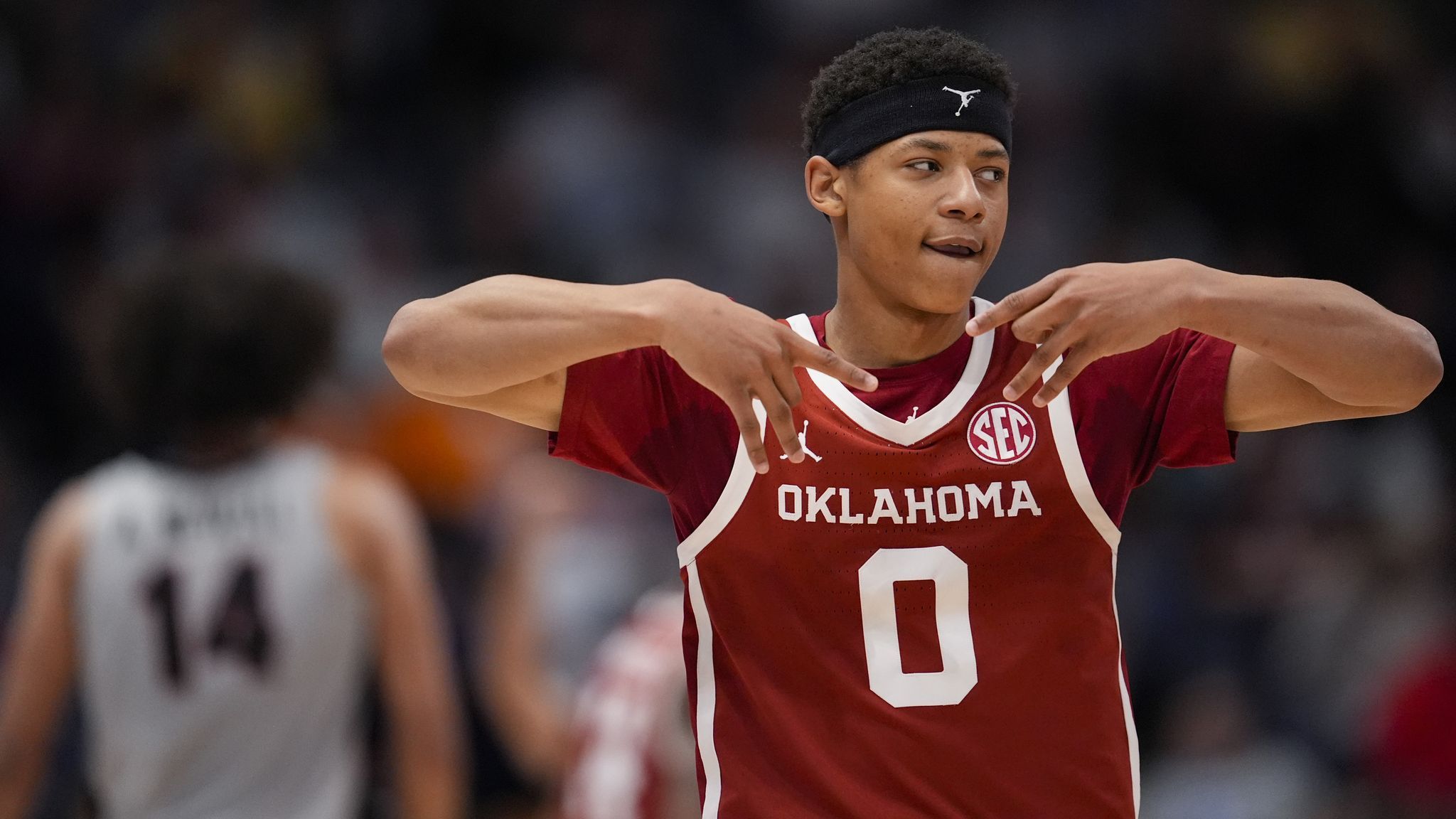 2048x1152 Oklahoma's Jeremiah Fears selected No. 7 by New Orleans in NBA draft