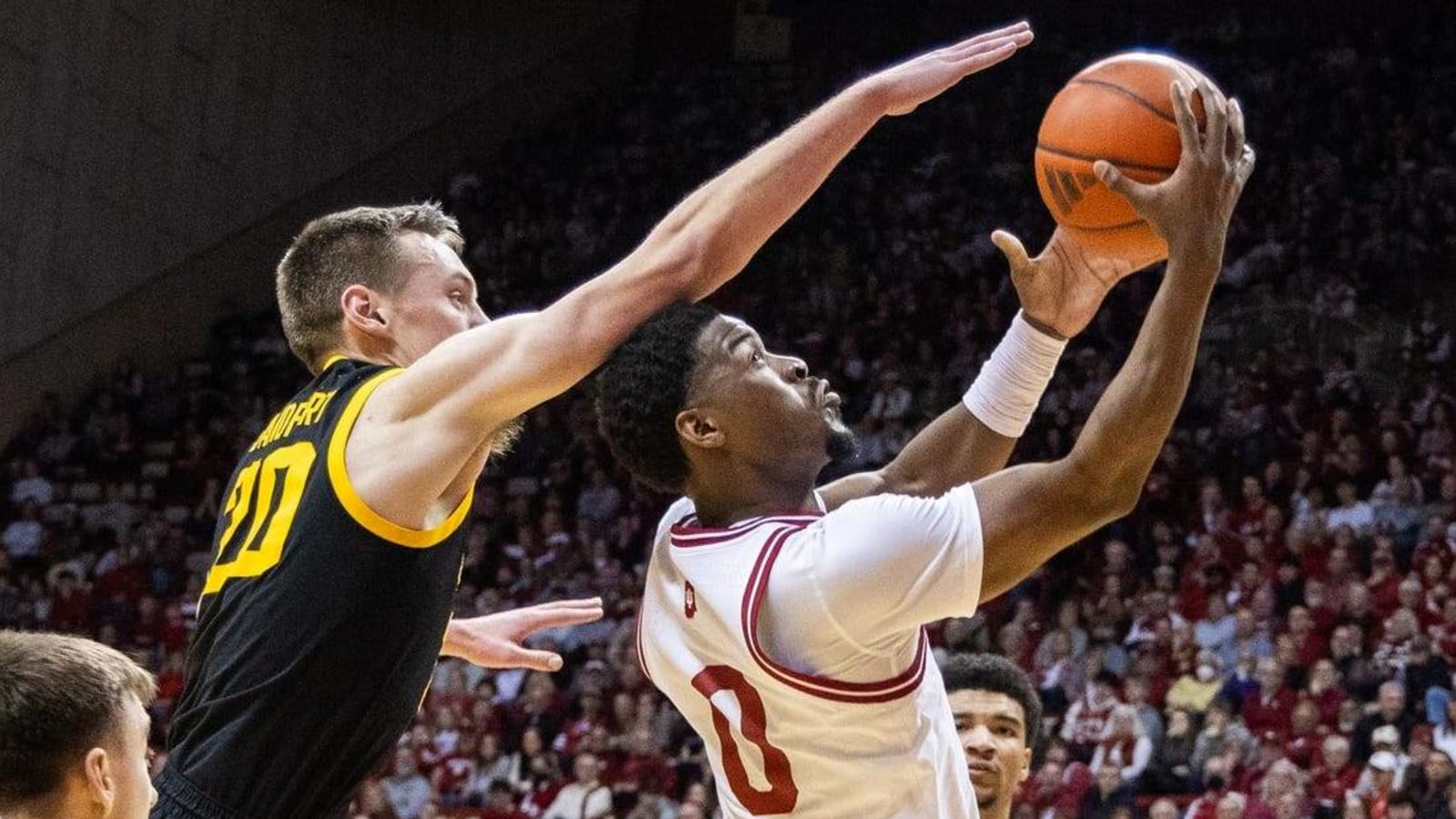 1600x900 Kel'el Ware gives Indiana a boost in win over Iowa