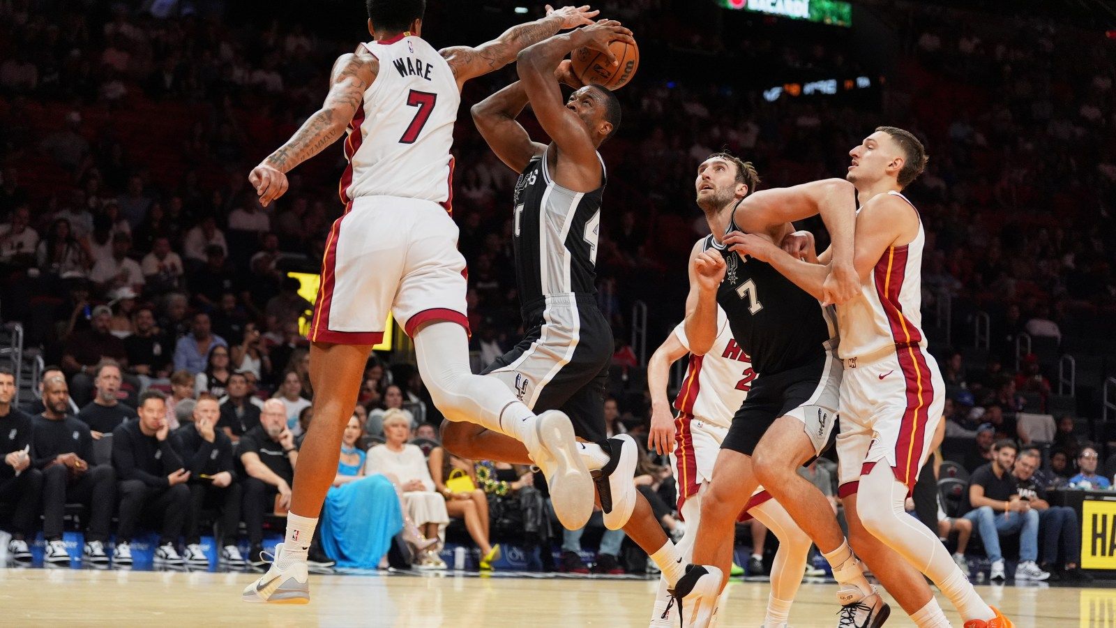 1600x900 Kel'el Ware's 29 not enough for Miami Heat in loss to Spurs